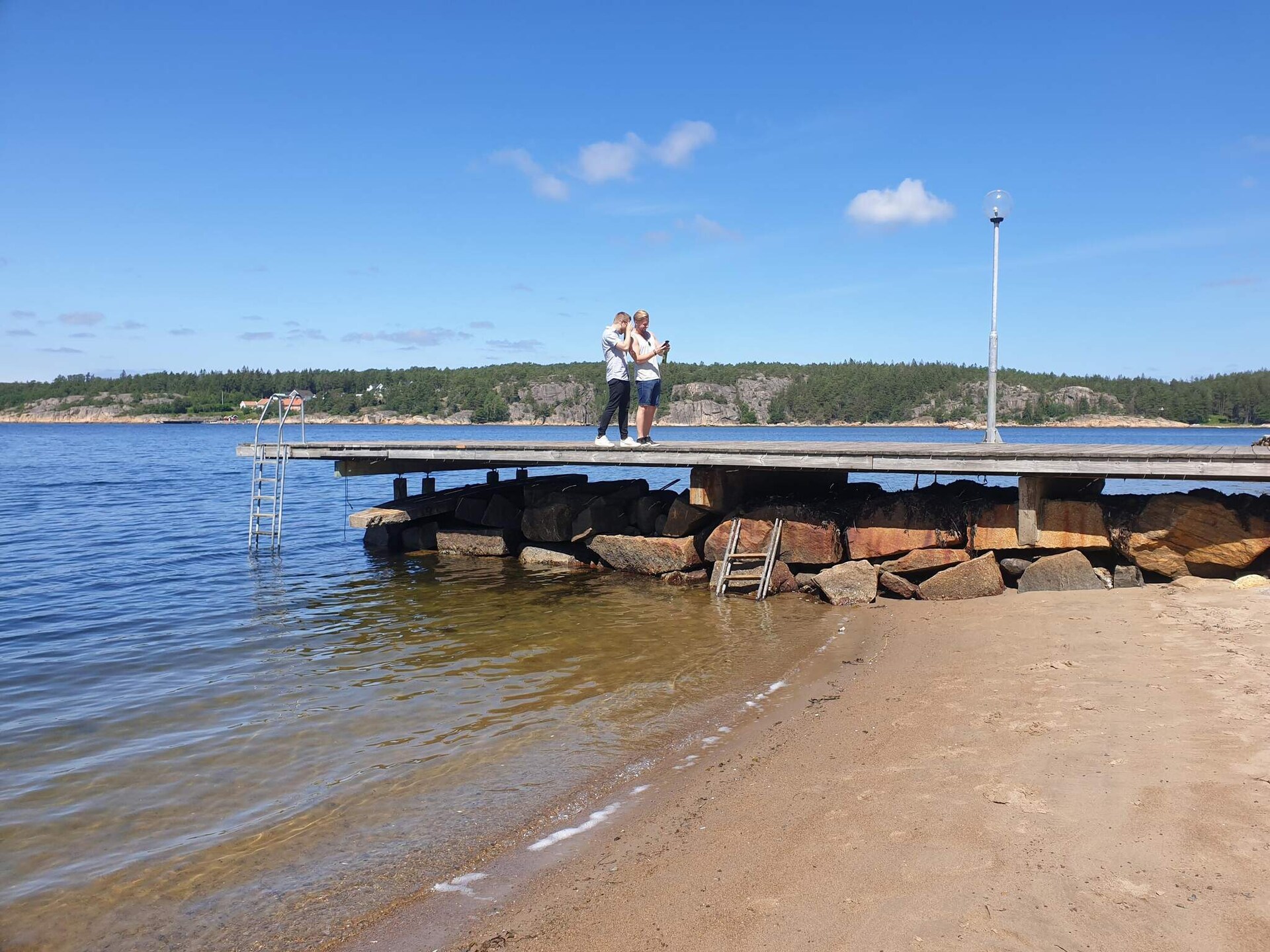 Zonnige stuga aan de golfbaan, 200 meter van zee bij Strömstad - foto 29