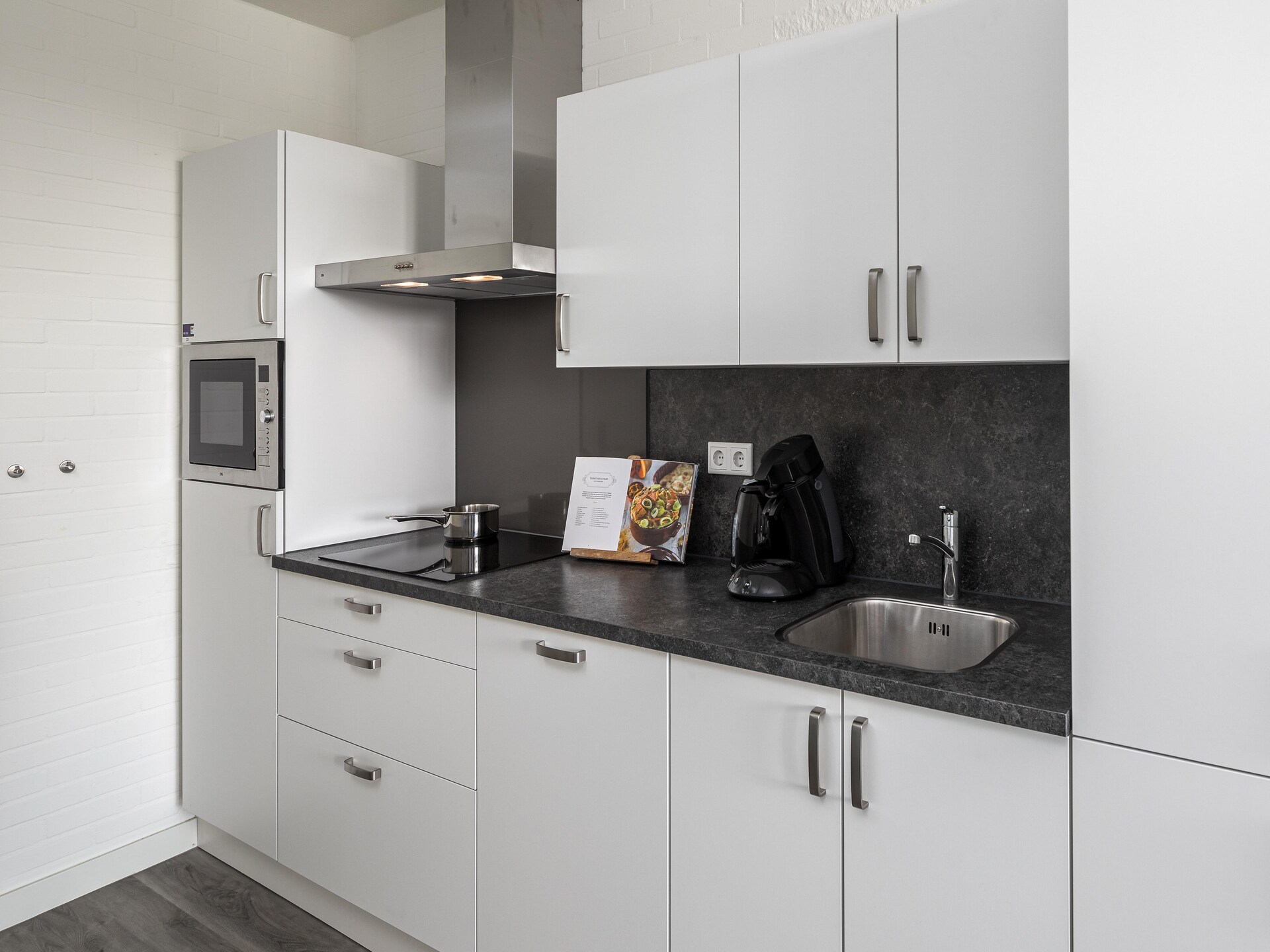 Modern vakantieappartement aan Grevelingenmeer in Zeeland - foto 2