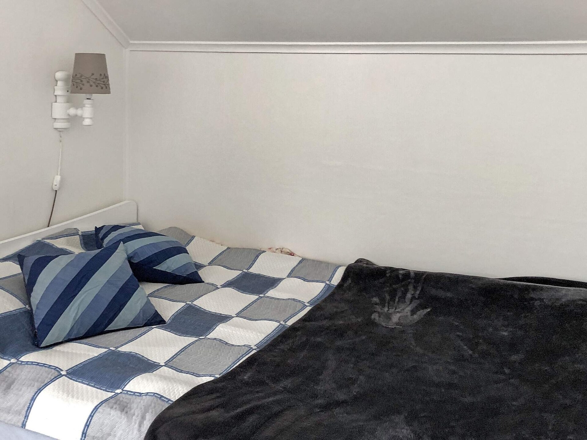 Sfeervol vakantiehuis aan zee met uitzicht op Lyngenfjord - foto 13
