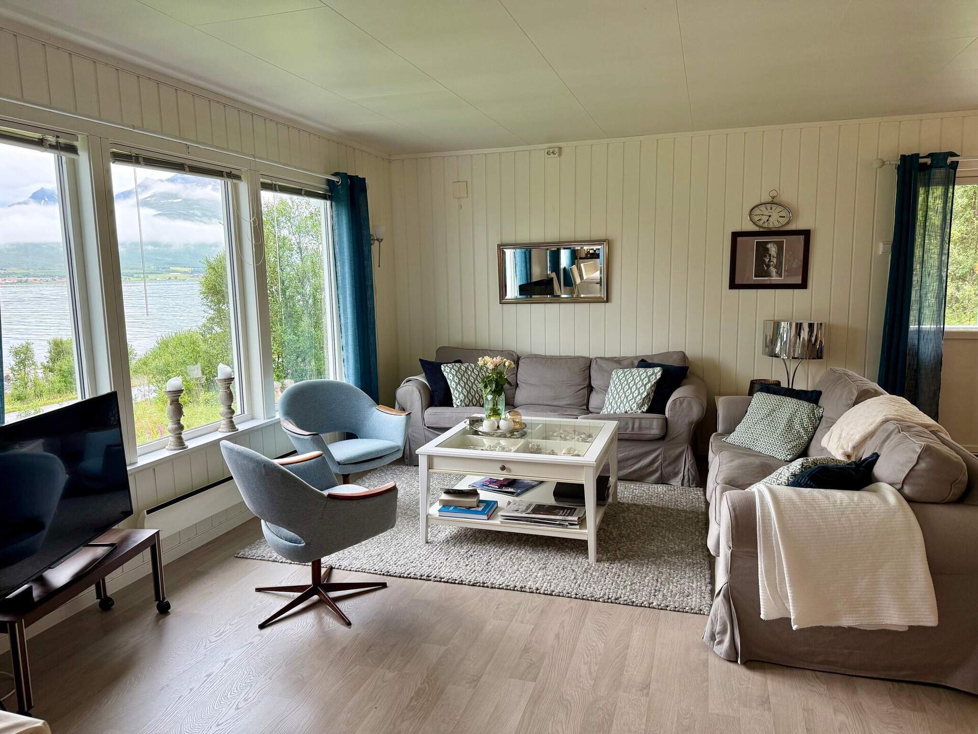Sfeervol vakantiehuis aan zee met uitzicht op Lyngenfjord - foto 12