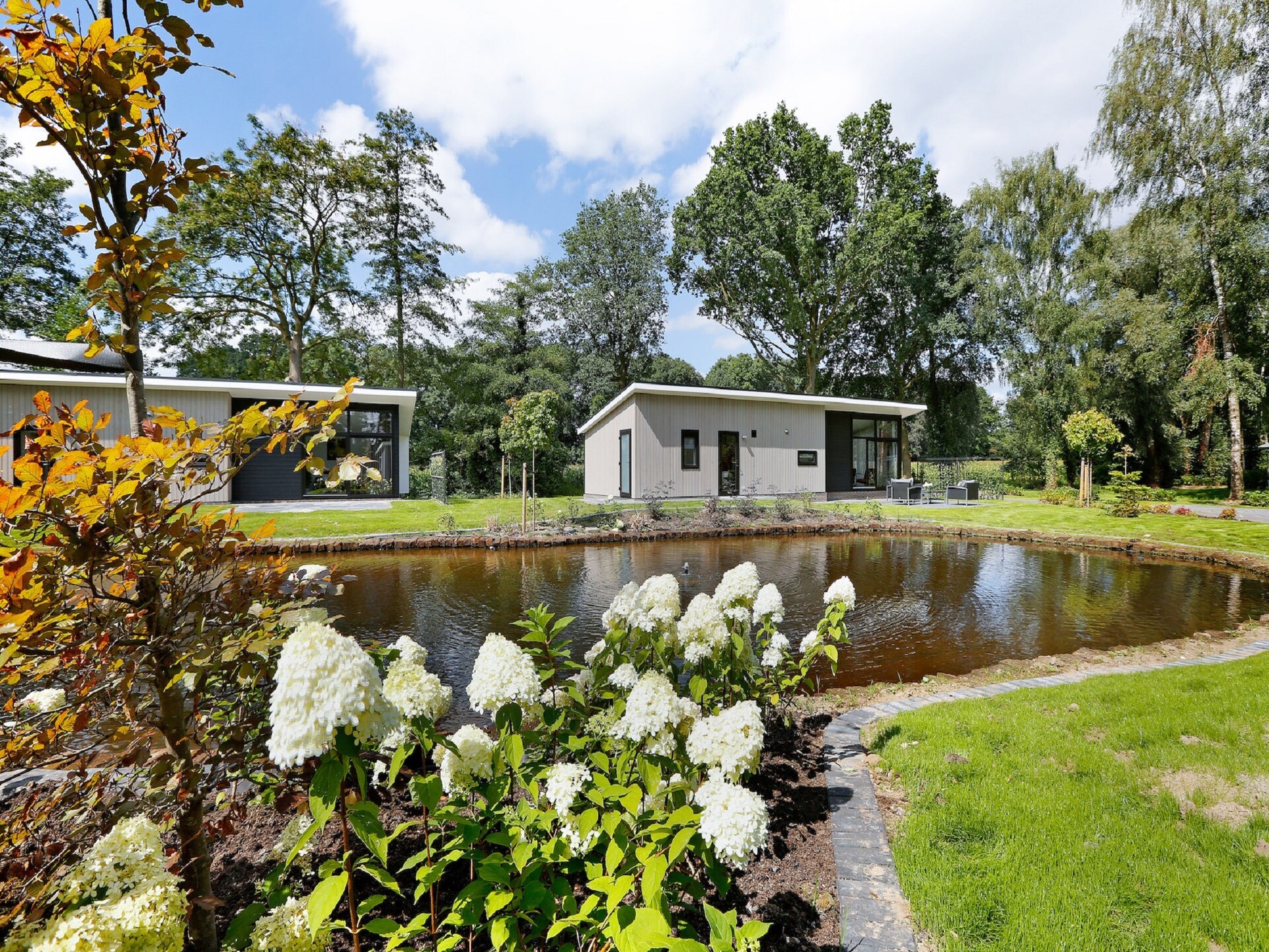 Stijlvol chalet aan het water op Vakantiepark De Lochemse Berg - foto 39