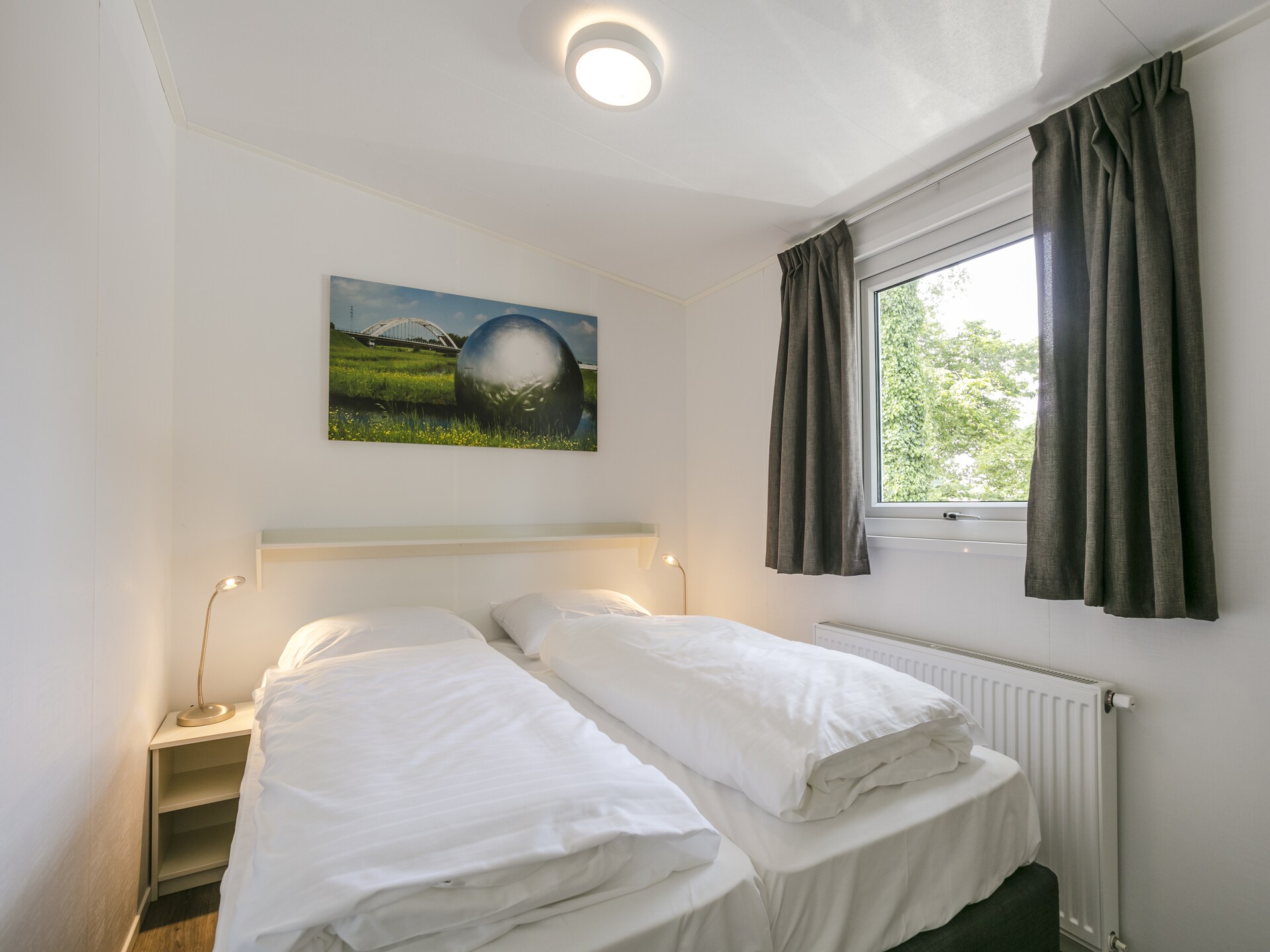Modern waterchalet op Vakantiepark De Lochemse Berg in Lochem - foto 4
