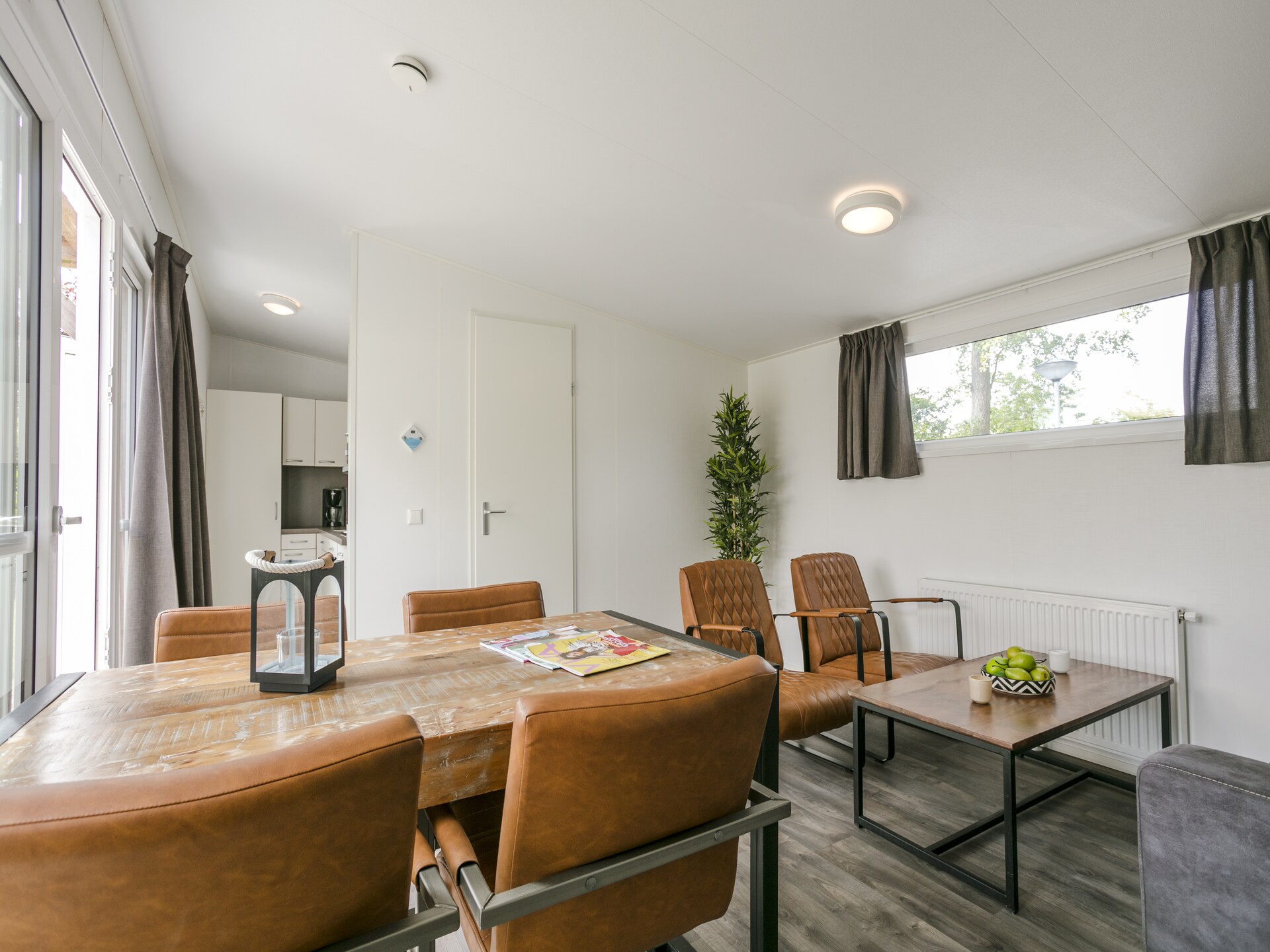 Modern waterchalet op Vakantiepark De Lochemse Berg in Lochem - foto 10