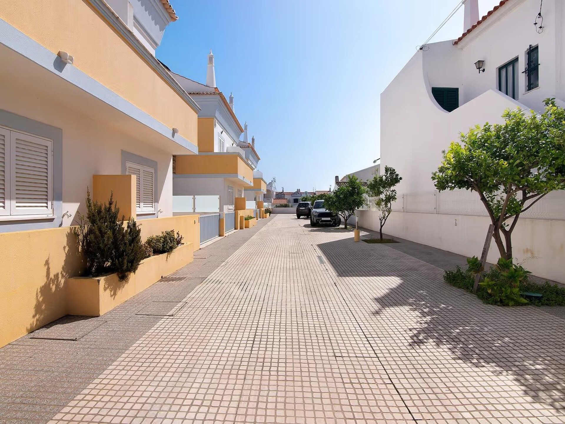 Vrijstaande villa met privézwembad op 800 meter van het strand in Manta Rota - foto 26