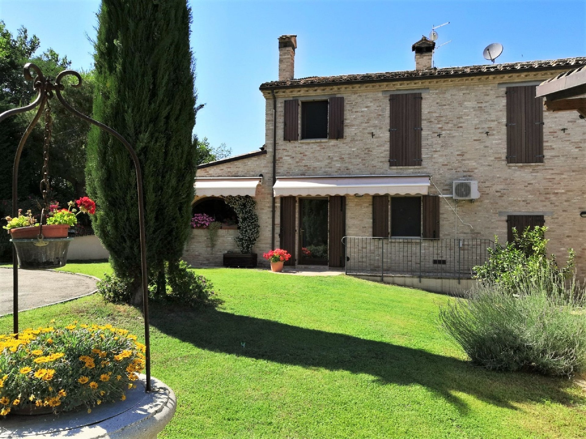 Villa i Girasoli Venti: ruime familievilla met privézwembad in de heuvels van Marche - foto 6