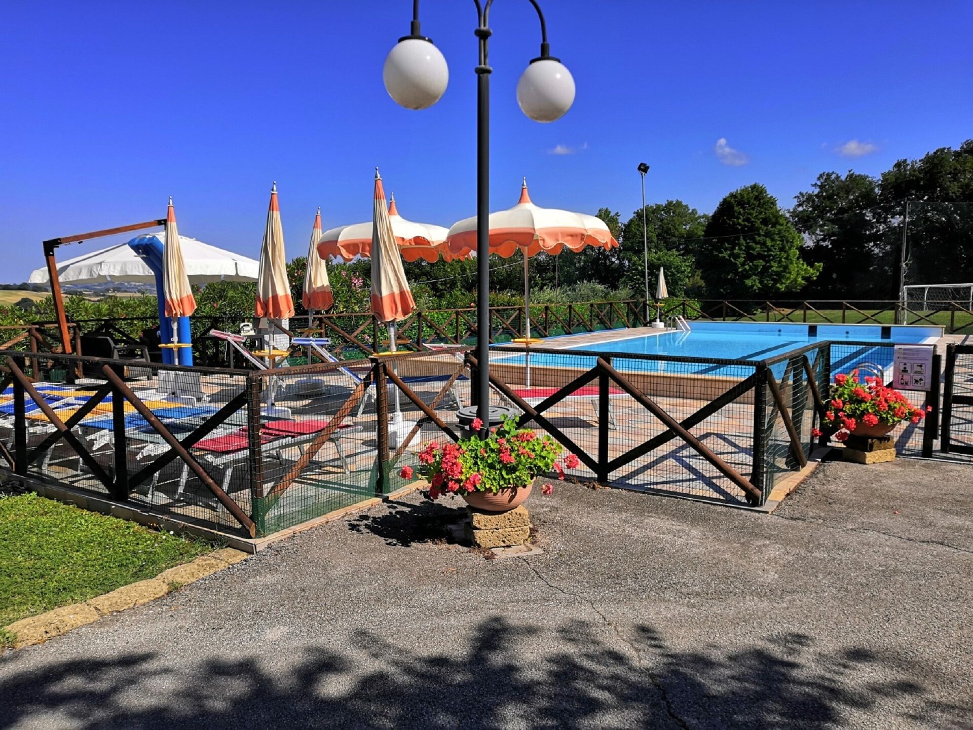 Villa i Girasoli Venti: ruime familievilla met privézwembad in de heuvels van Marche - foto 14