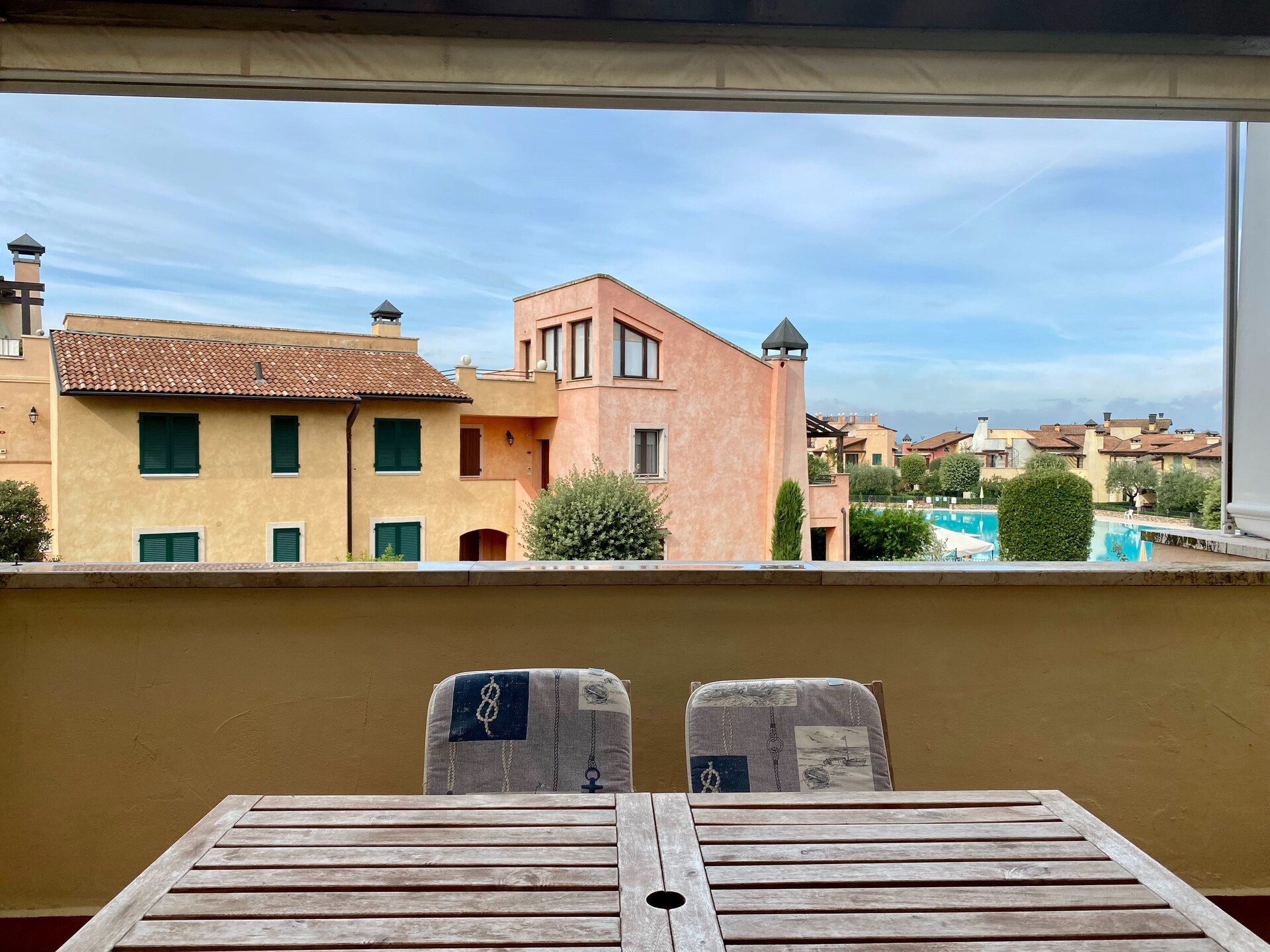 Zonnig appartement met zwembadzicht in Peschiera del Garda - foto 22
