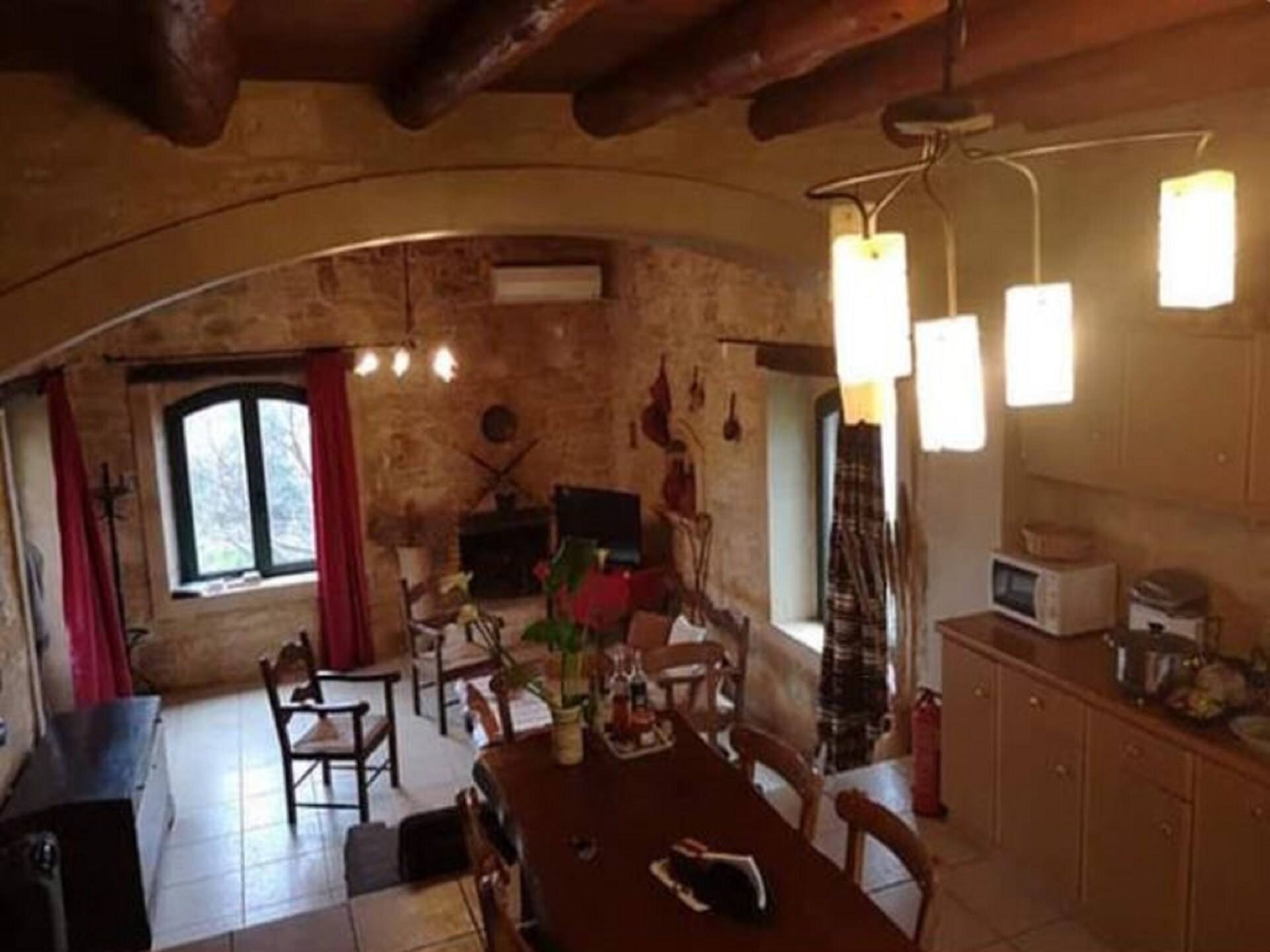 Authentiek Grieks stenen huis met panoramisch uitzicht bij Margarites - foto 9