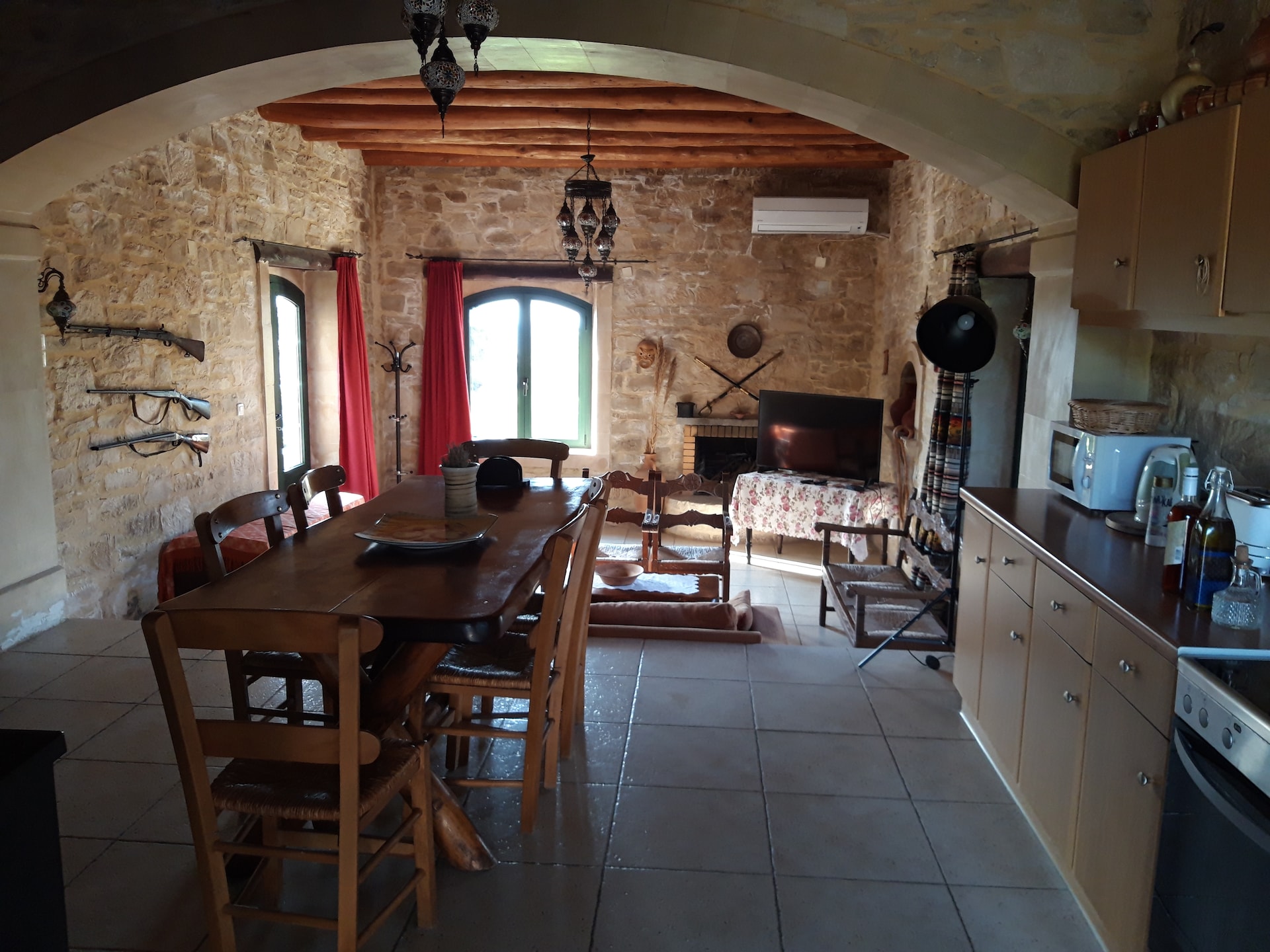 Authentiek Grieks stenen huis met panoramisch uitzicht bij Margarites - foto 19