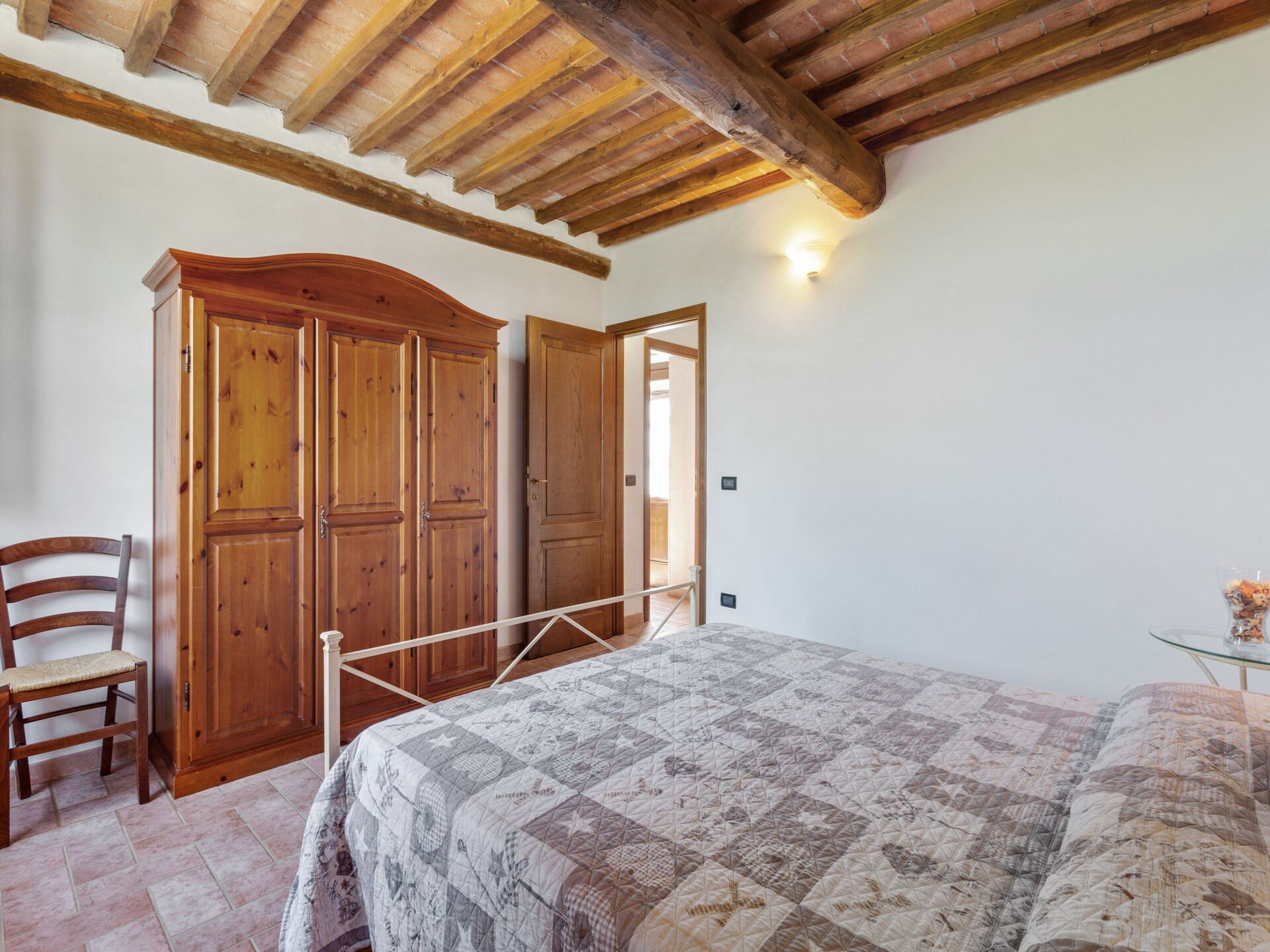 Vrijstaand Toscaans vakantiehuis met zwembad nabij Volterra - foto 17