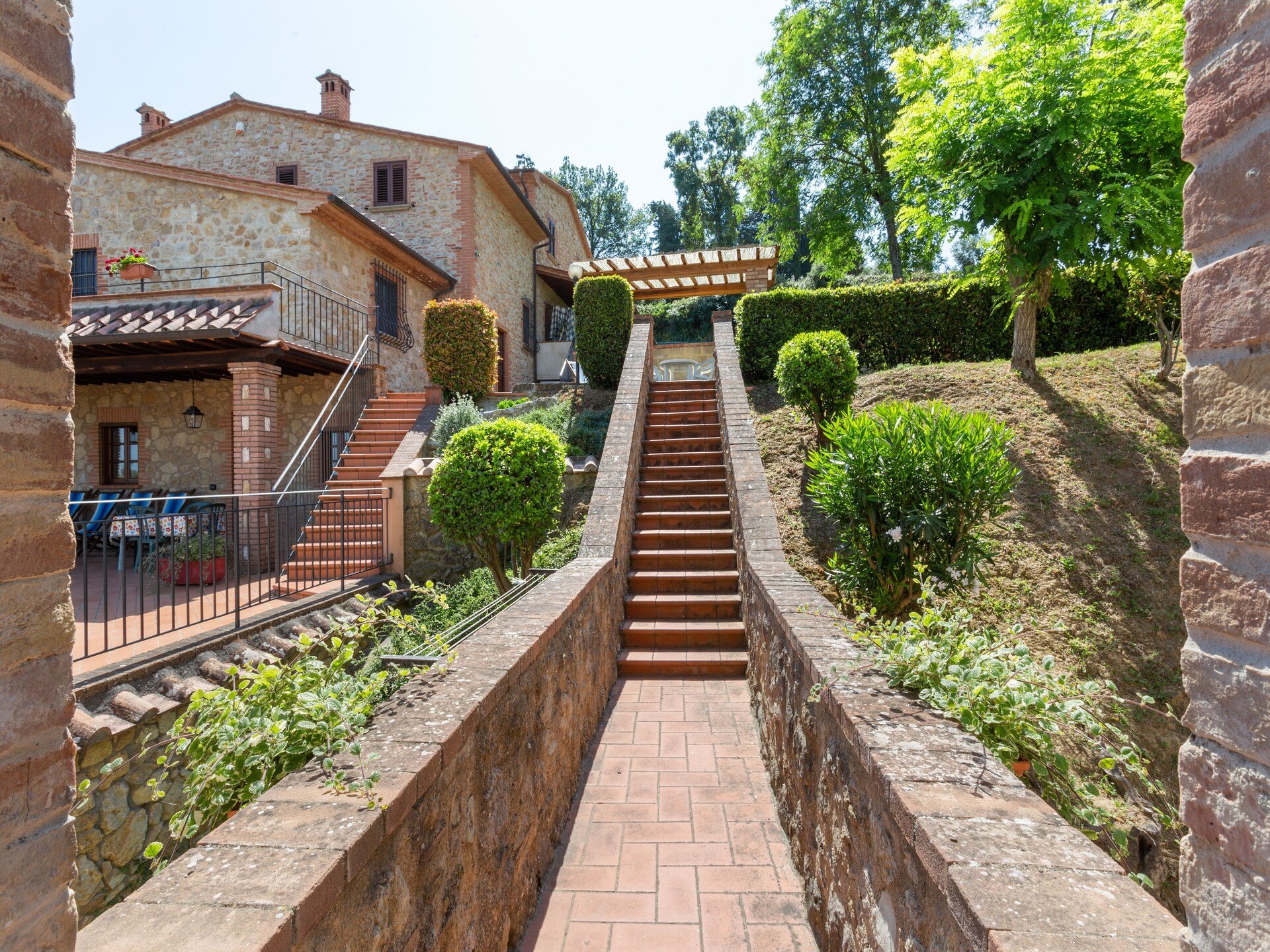 Vrijstaand Toscaans vakantiehuis met zwembad nabij Volterra - foto 9