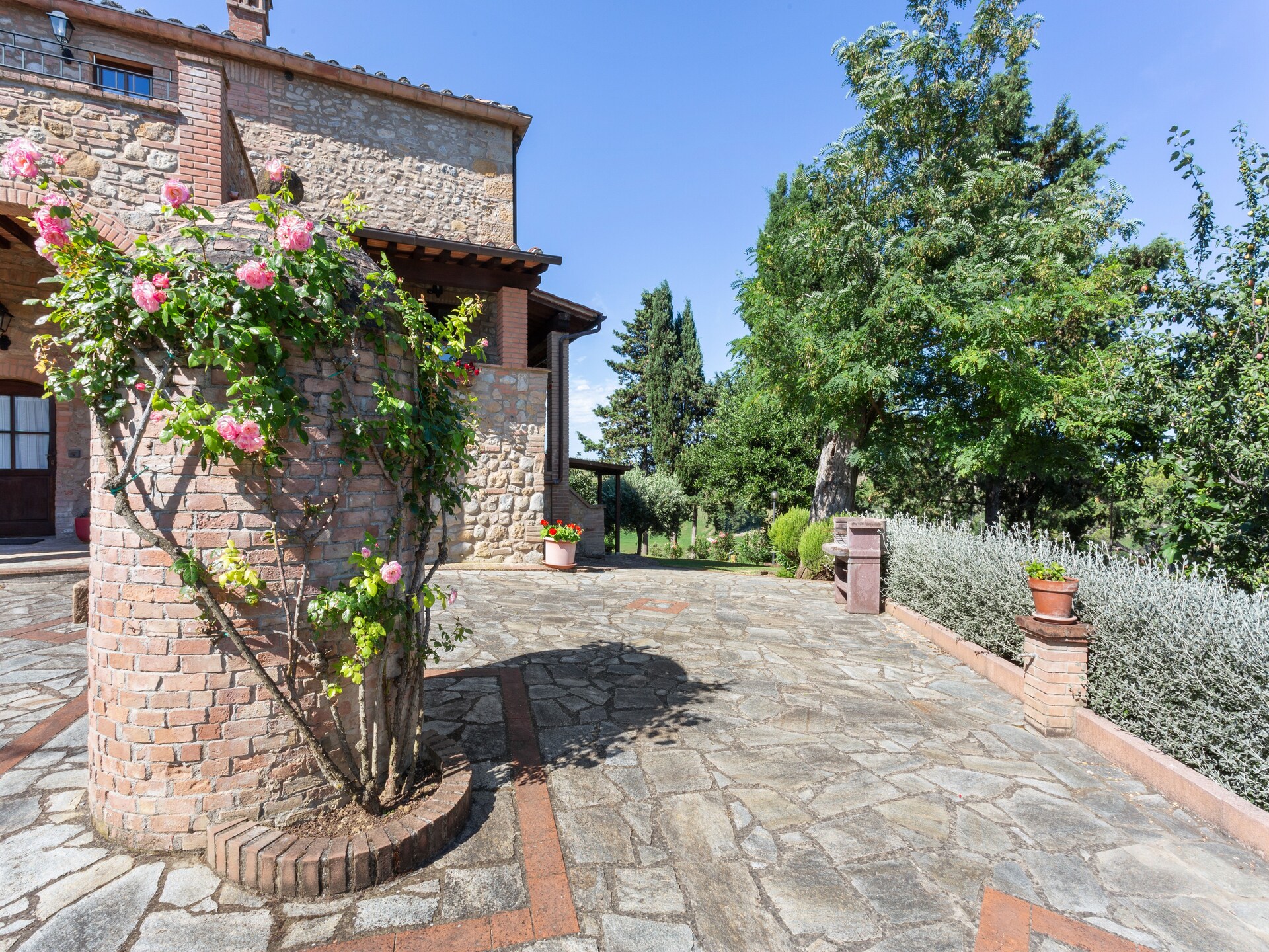 Vrijstaand Toscaans vakantiehuis met zwembad nabij Volterra - foto 19