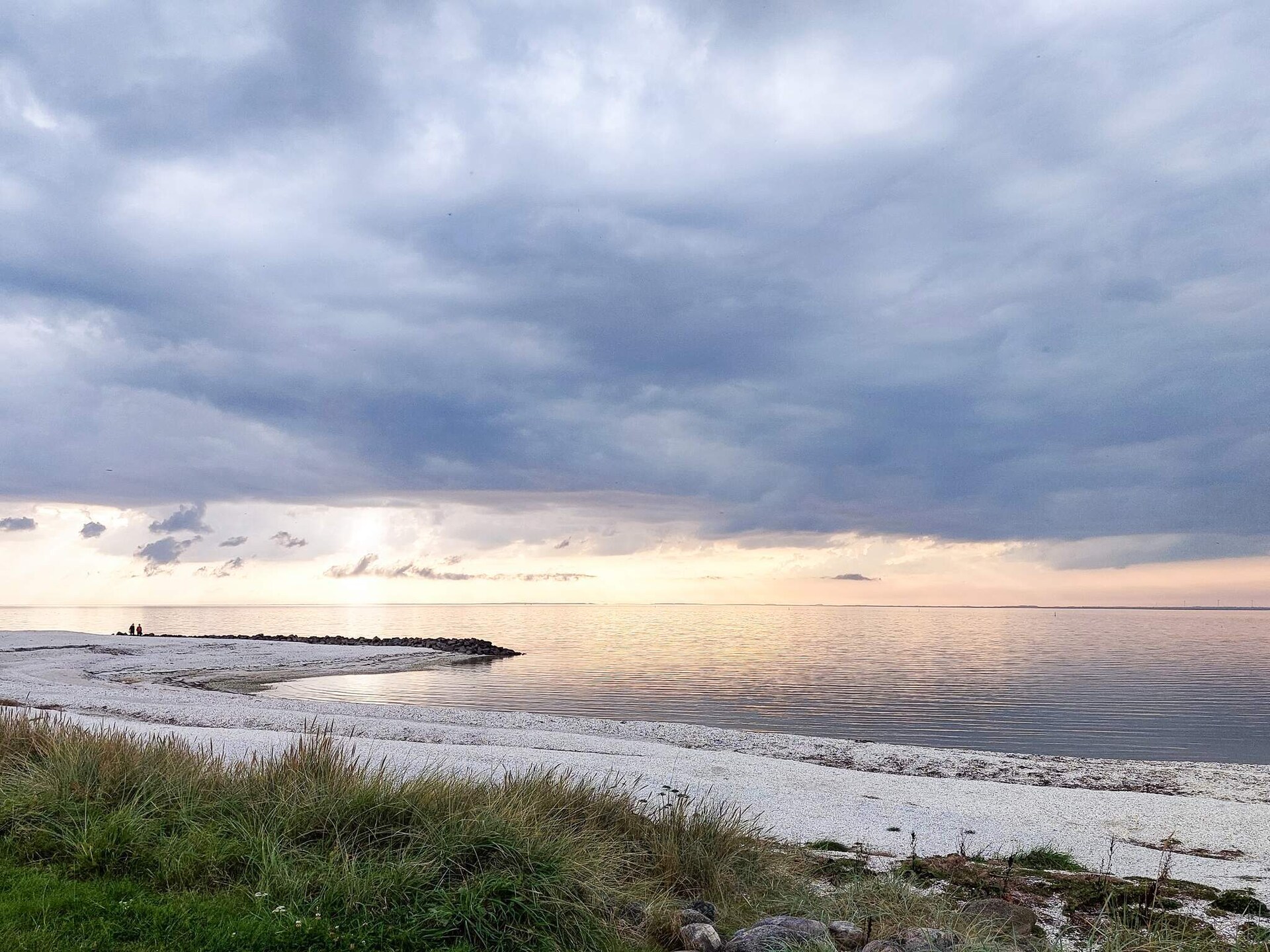 Op 500 m van zee: ruim vakantiehuis in hartje Løgstør - foto 12