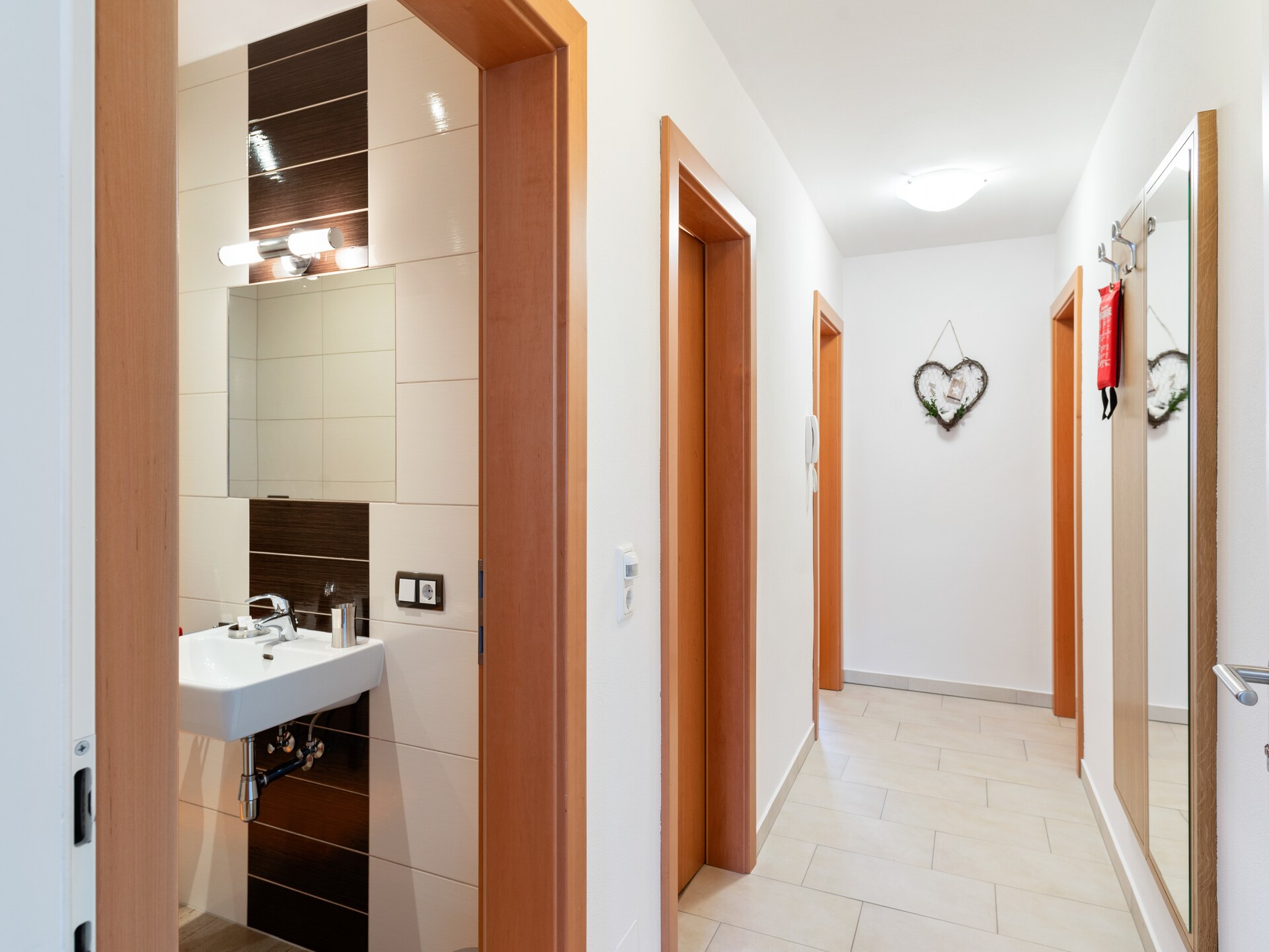 Modern appartement in Saalfelden am Steinernen Meer voor 4 personen - foto 14