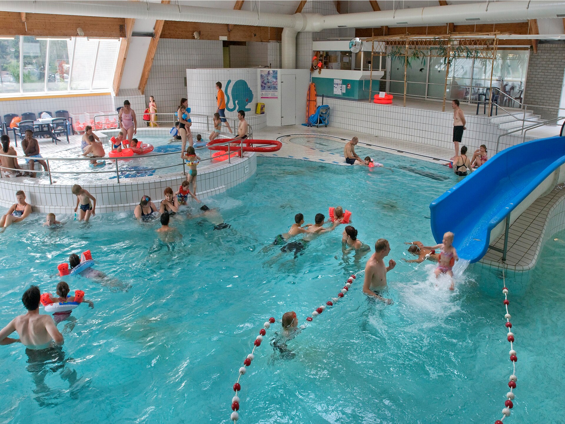 Vrijstaande groepsvilla voor 18 personen op bosrijk vakantiepark bij Breda - foto 24