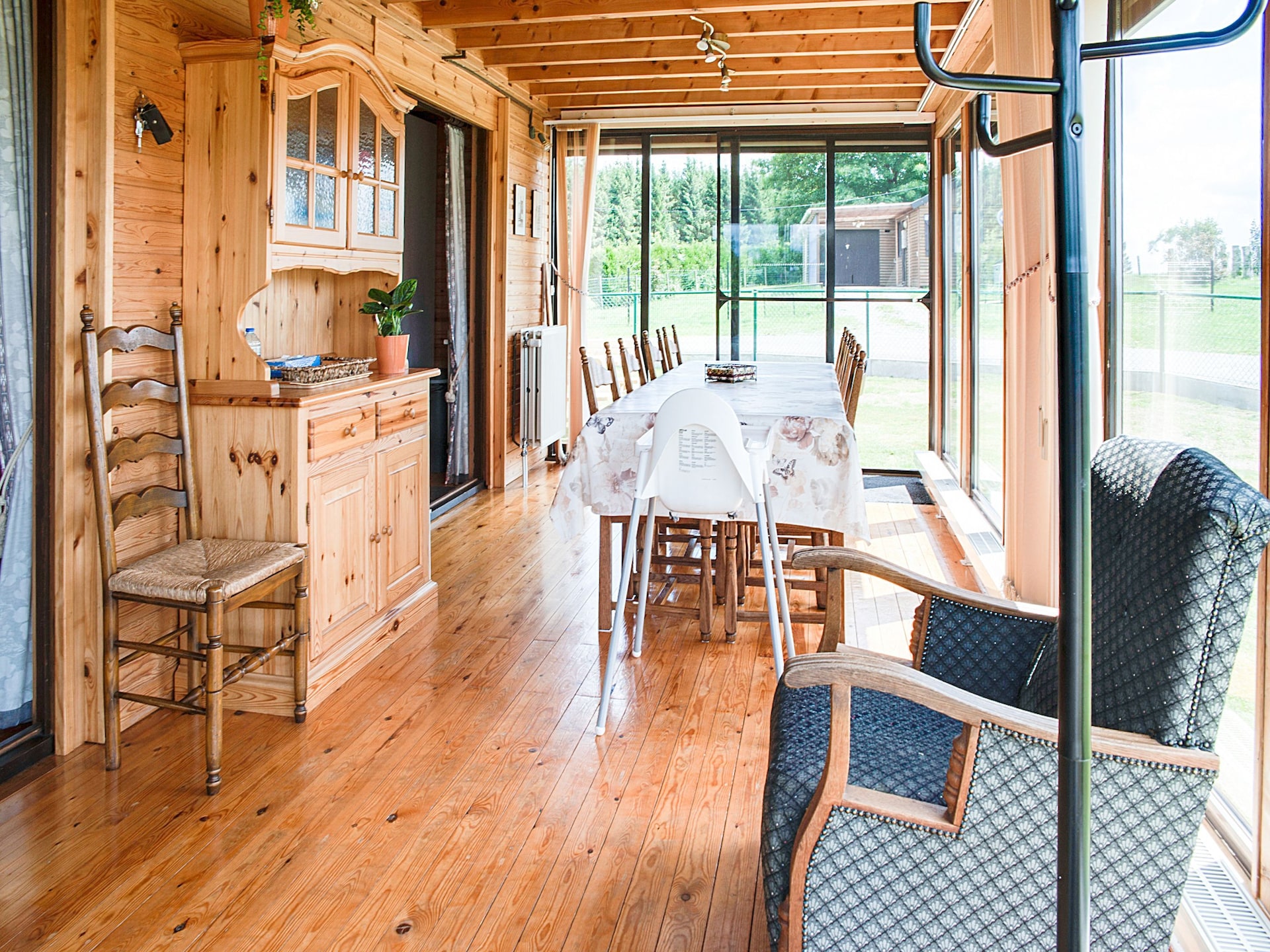 Ruim vakantiehuis voor 9 personen met sauna en tuin, vlakbij de skipistes - foto 12