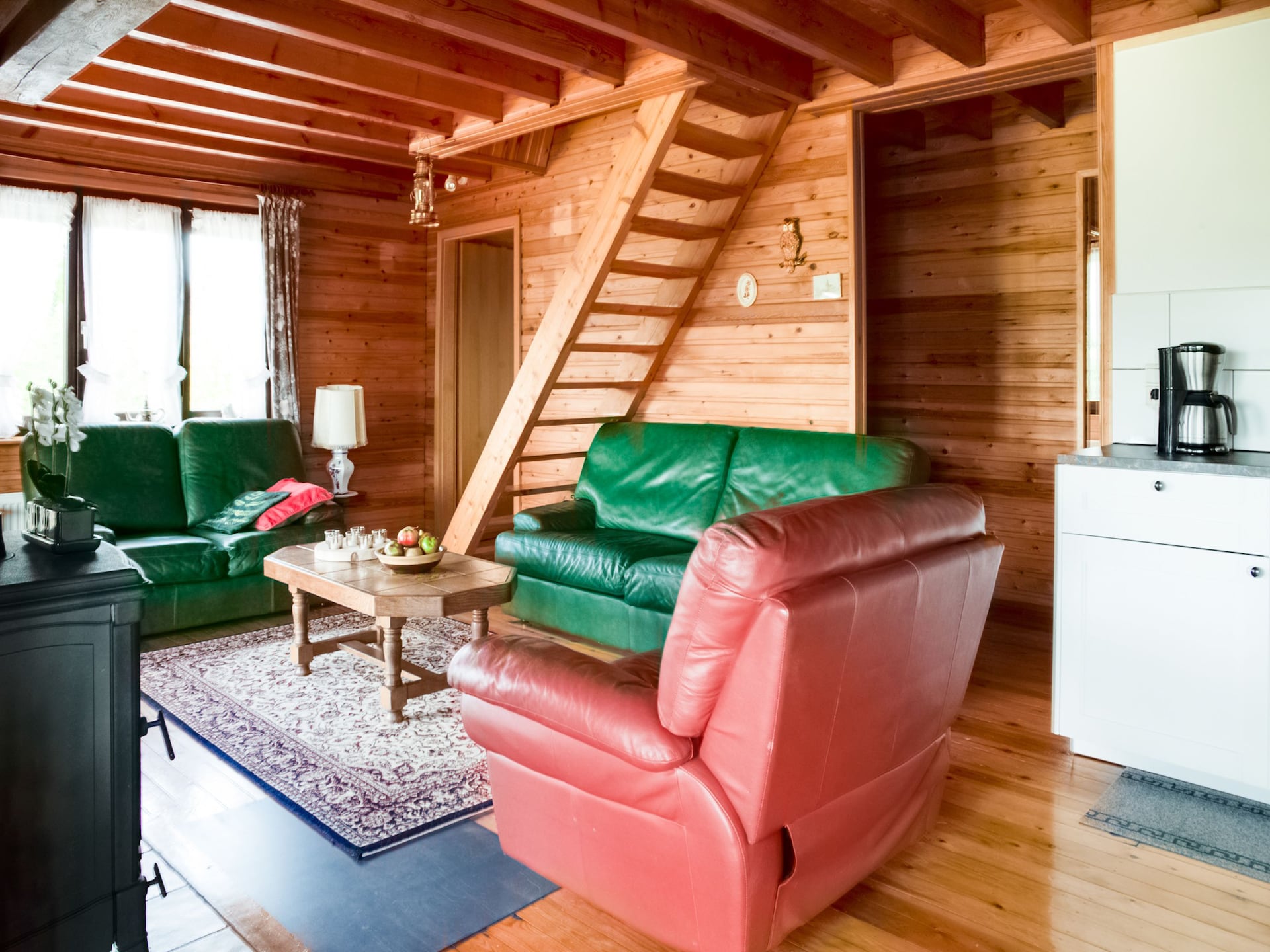 Ruim vakantiehuis voor 9 personen met sauna en tuin, vlakbij de skipistes - foto 8