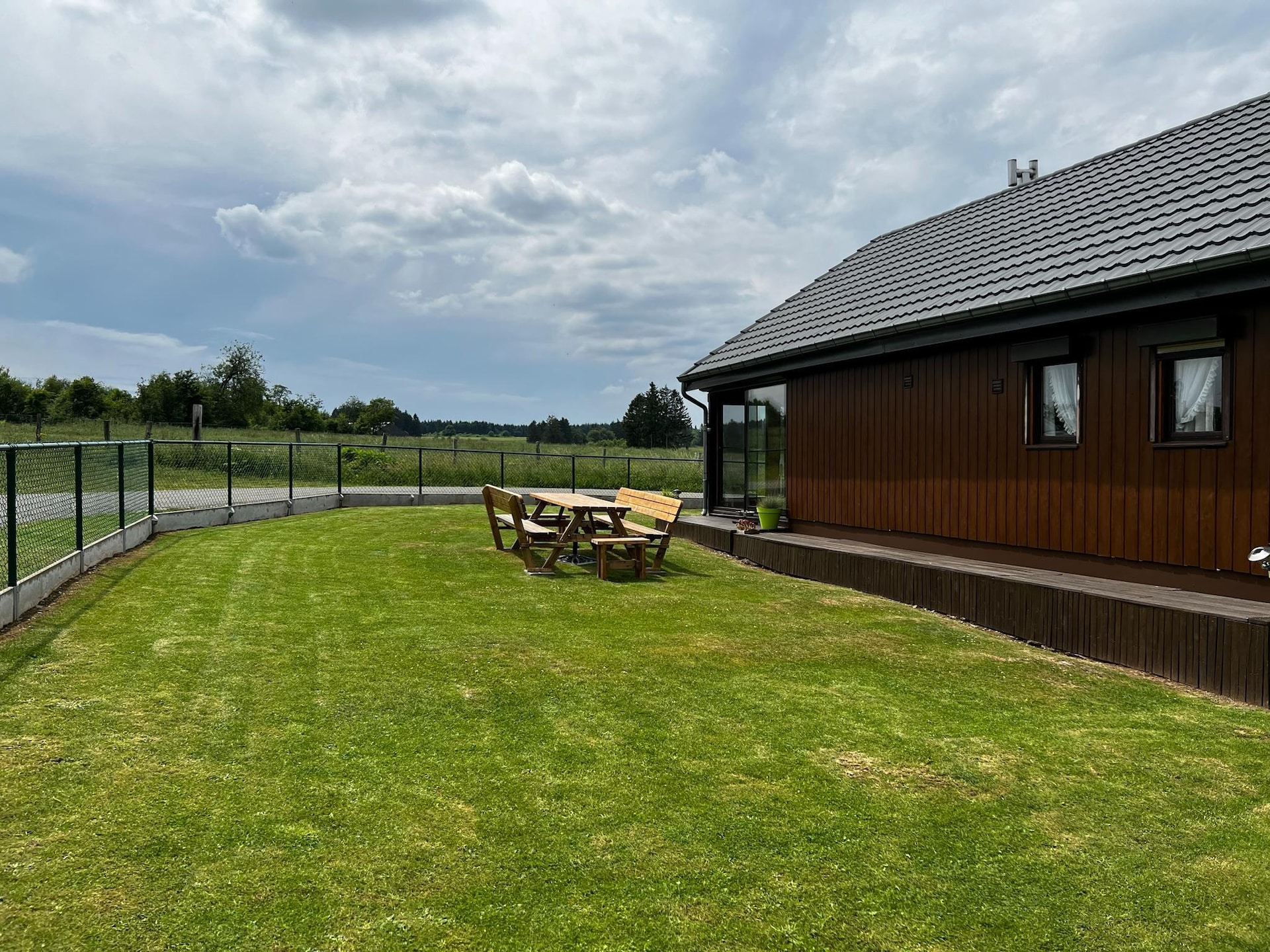 Ruim vakantiehuis voor 9 personen met sauna en tuin, vlakbij de skipistes - foto 26