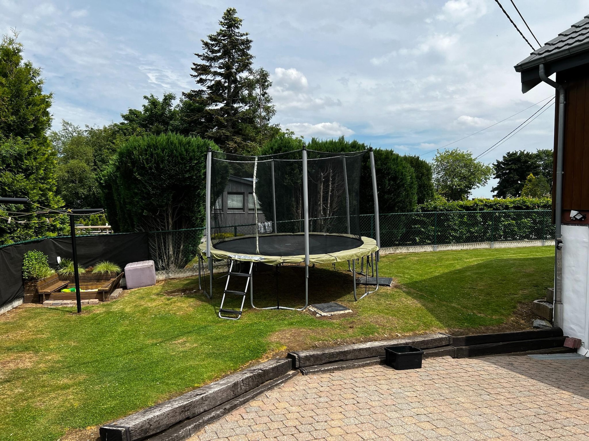 Ruim vakantiehuis voor 9 personen met sauna en tuin, vlakbij de skipistes - foto 28