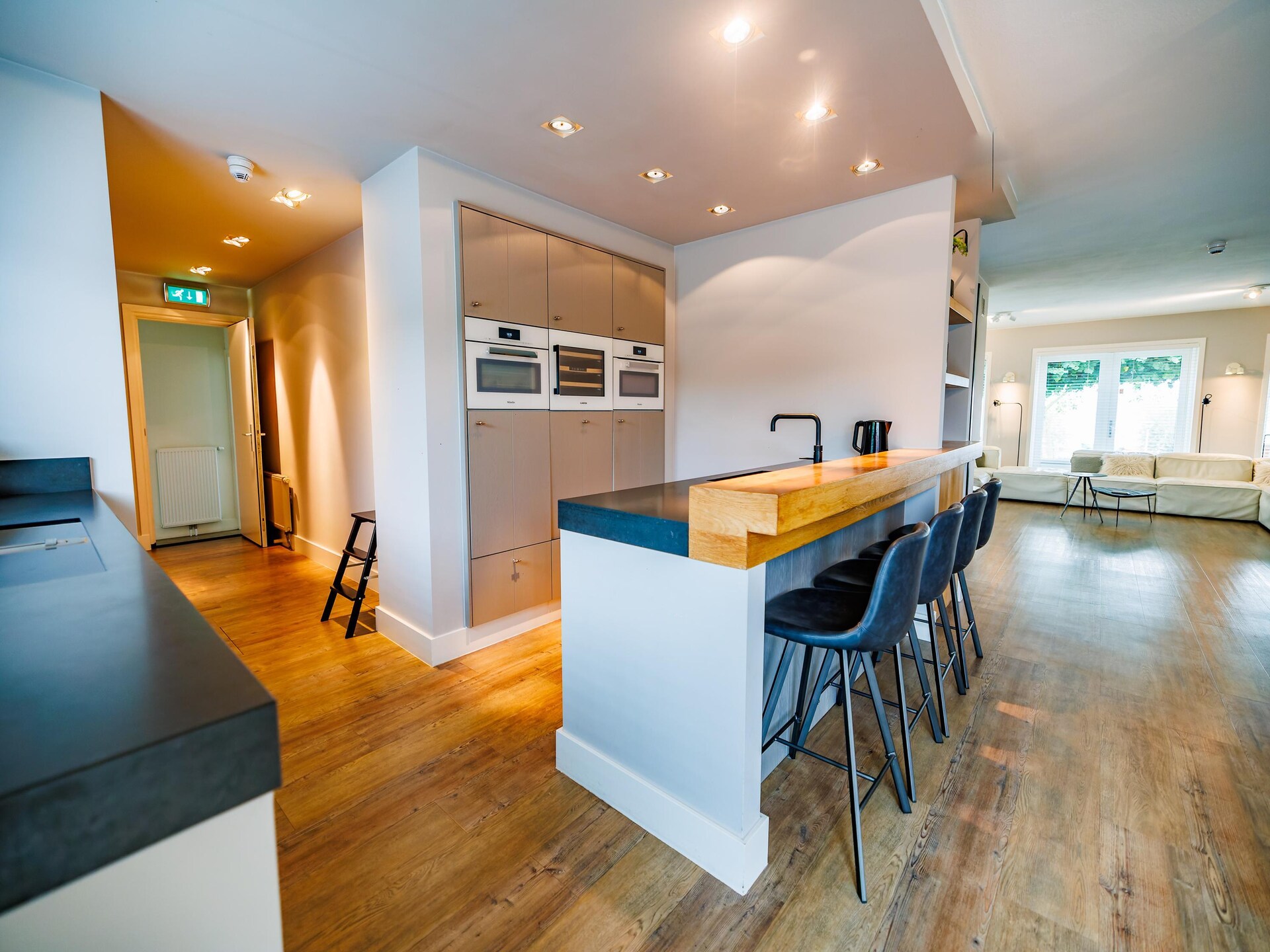 Luxe groepsvilla met meerzicht en privé-infraroodsauna op Vakantiepark Eiland van Maurik - foto 5