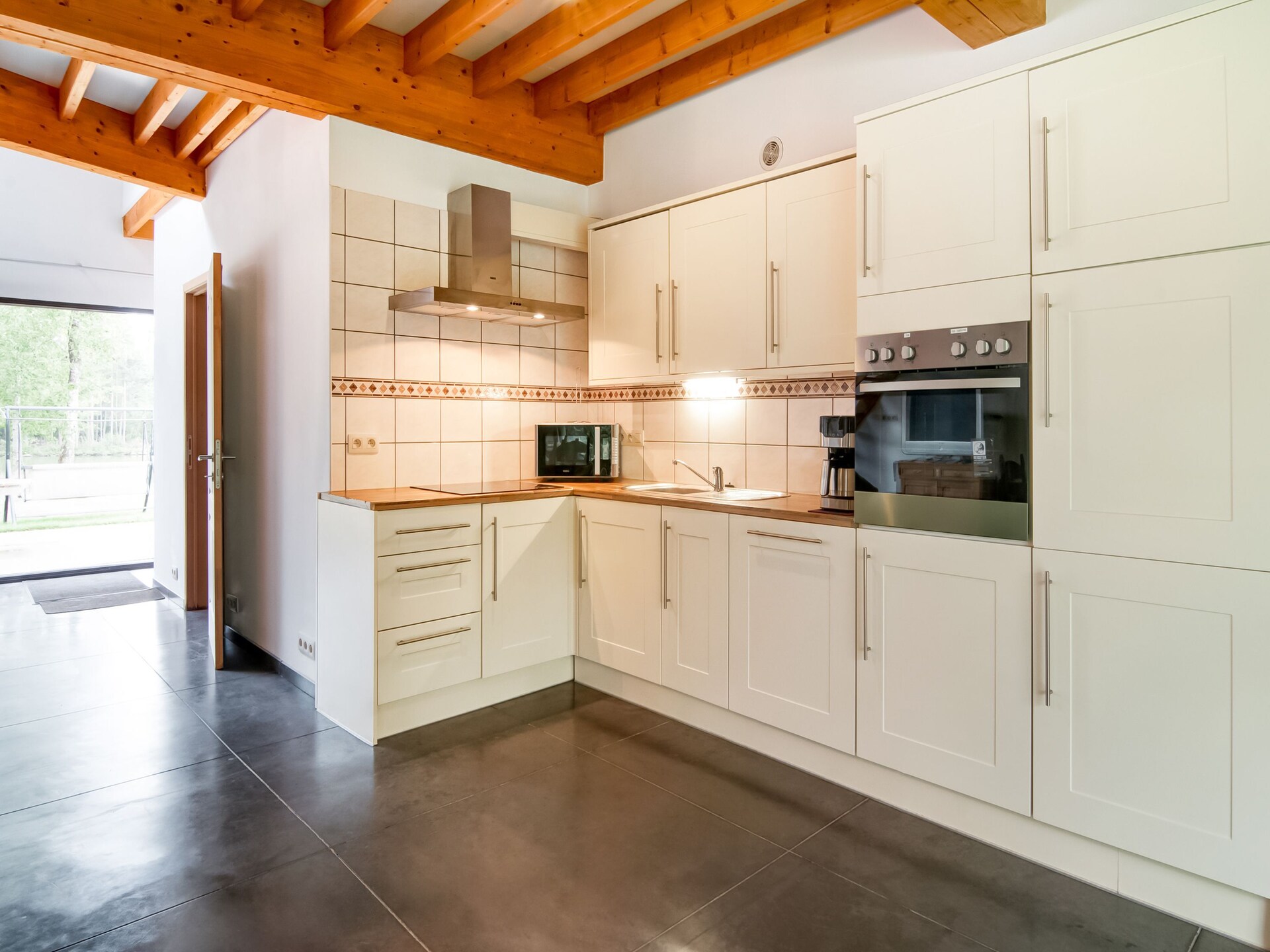 Sereen landhuis aan privévijver bij Florennes - foto 4
