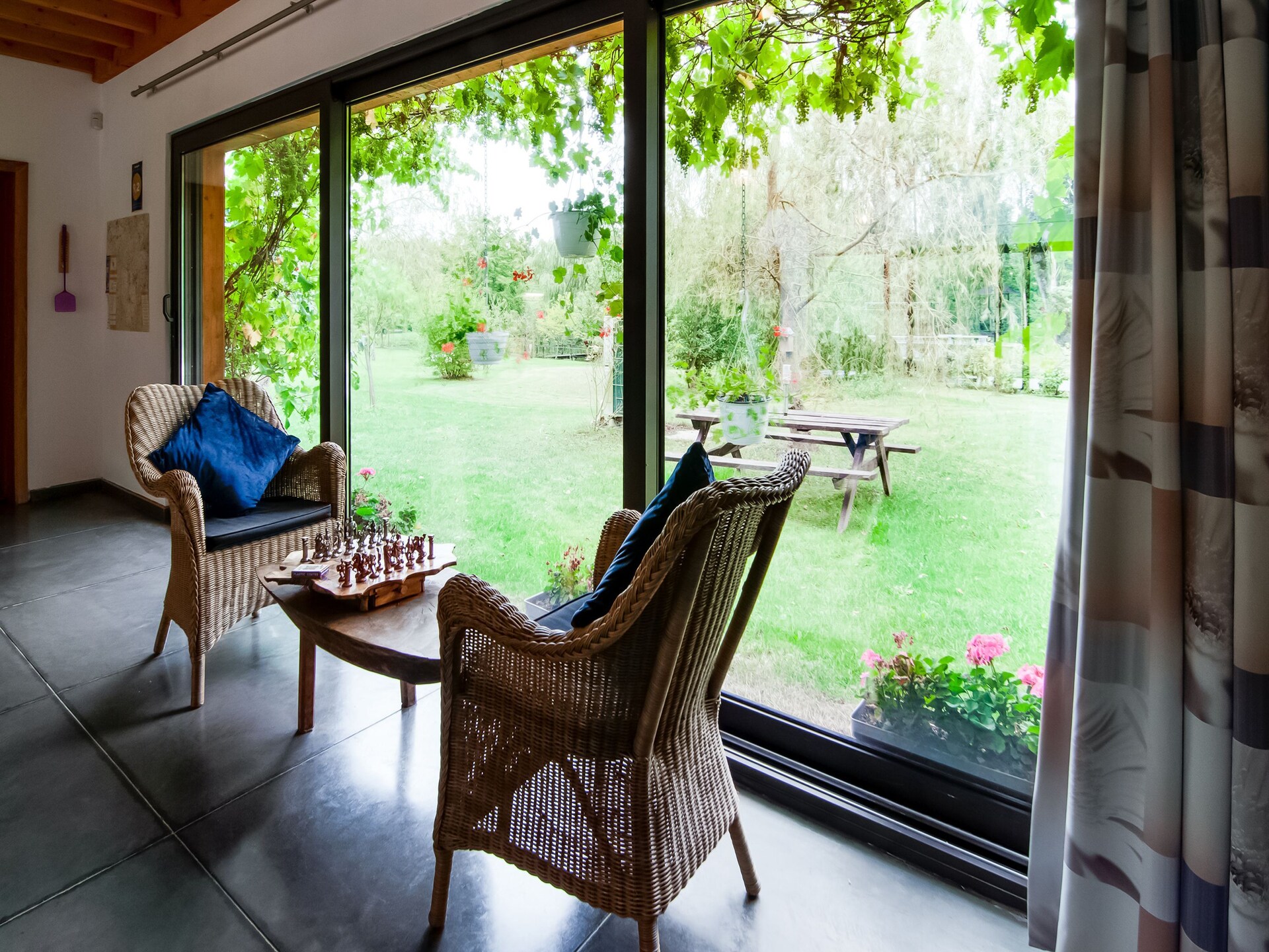 Sereen landhuis aan privévijver bij Florennes - foto 8