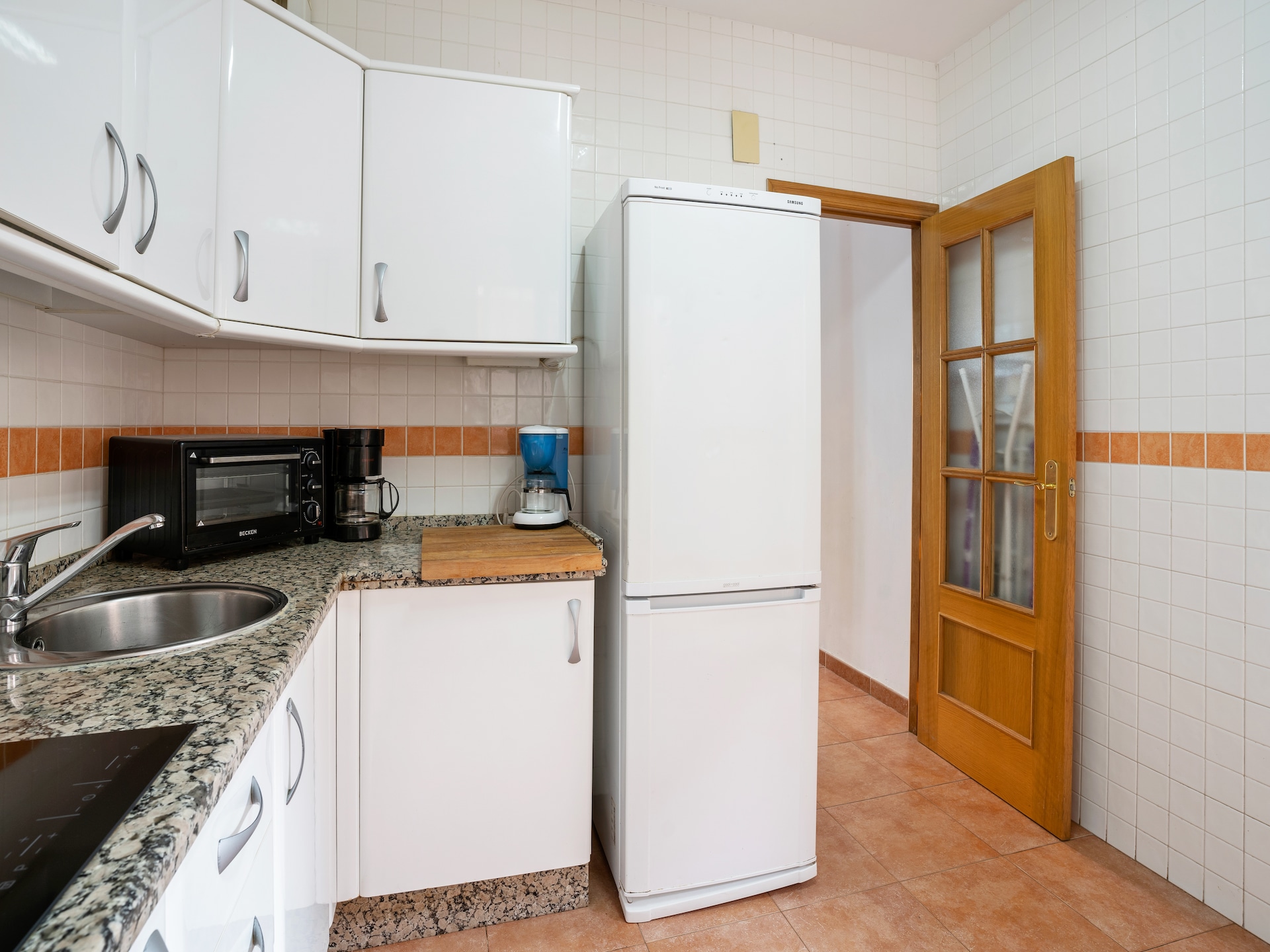 Zonovergoten appartement in Lepe met gedeeld zwembad, vlakbij het strand van La Antilla - foto 15