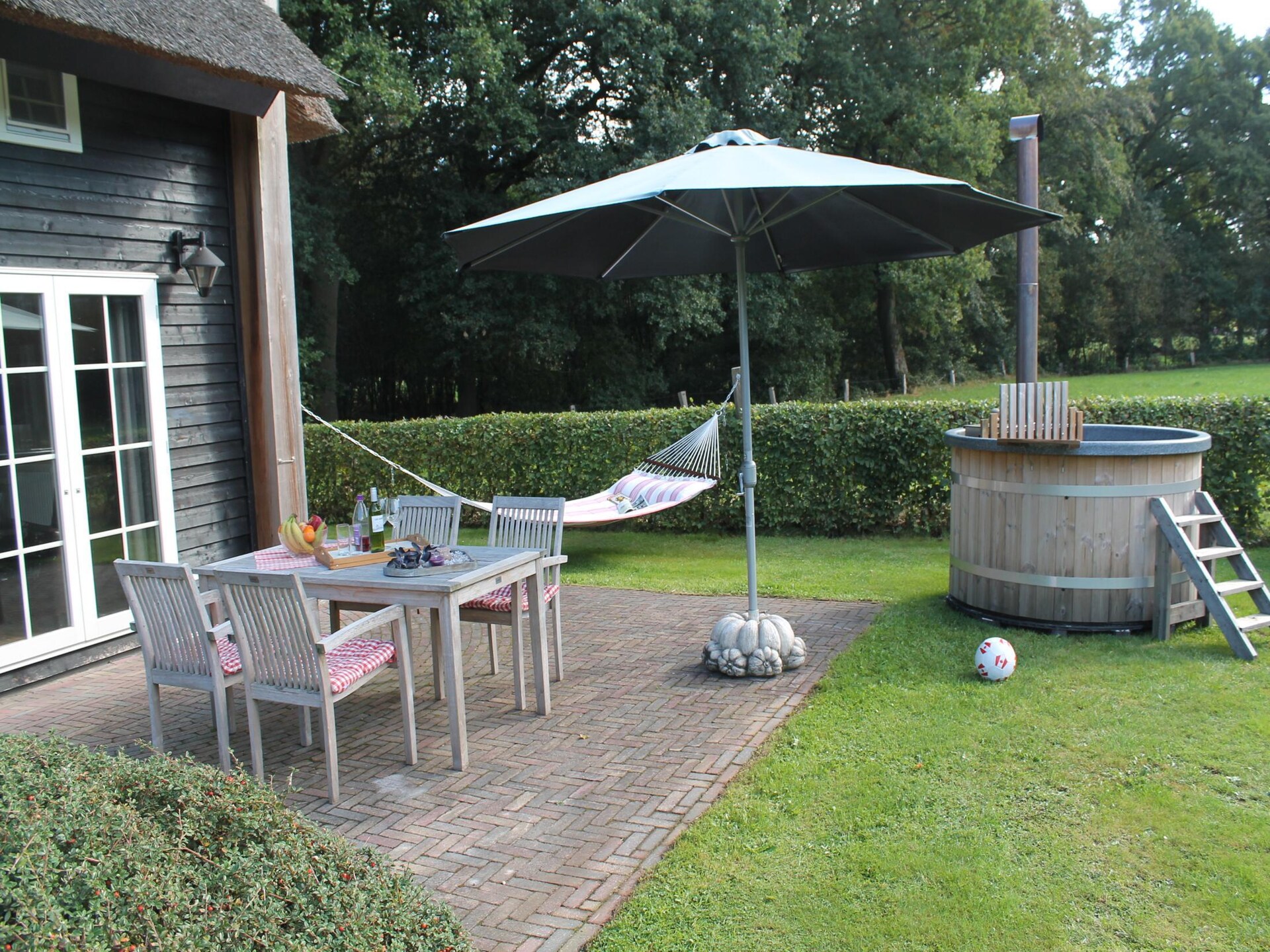 Grimberghoeve 2: Authentieke hooischuur met wellness in Overijssel - foto 15