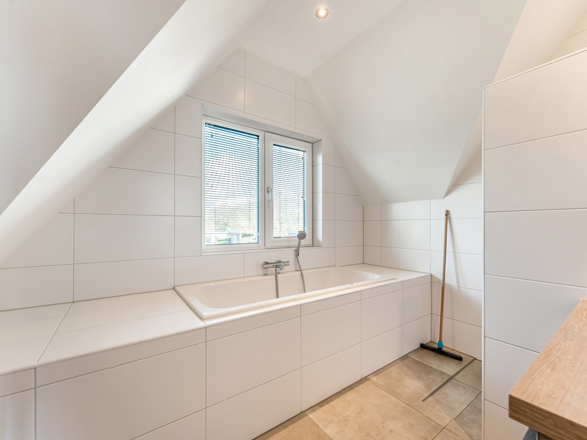 Luxe villa met sauna en bubbelbad, 1,3 km van strand op Texel - foto 26