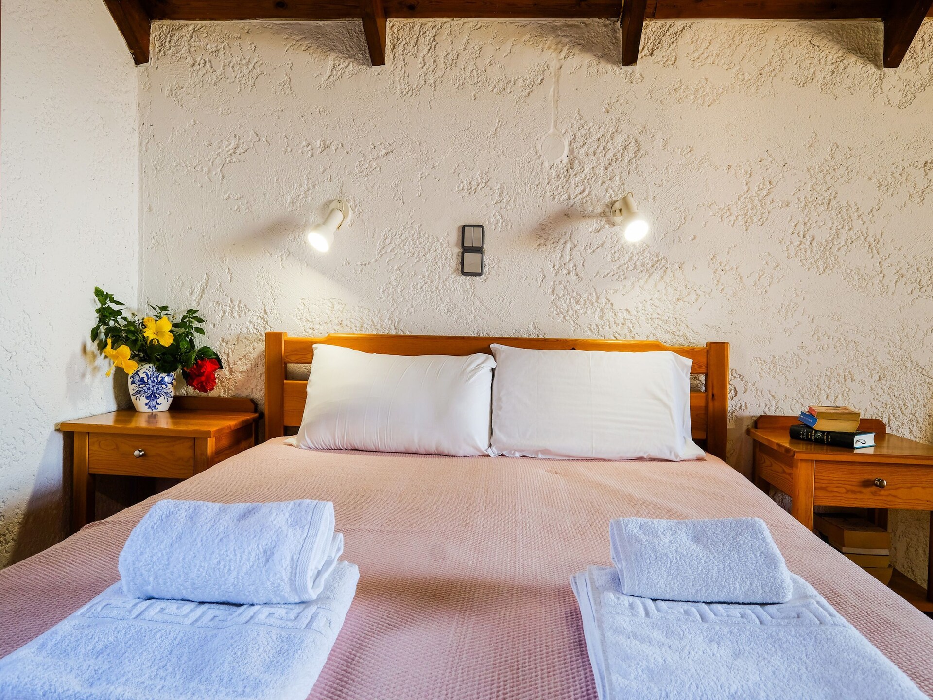 Romantisch vrijstaand huisje met zeezicht in Palaiochora, 300m van strand - foto 17