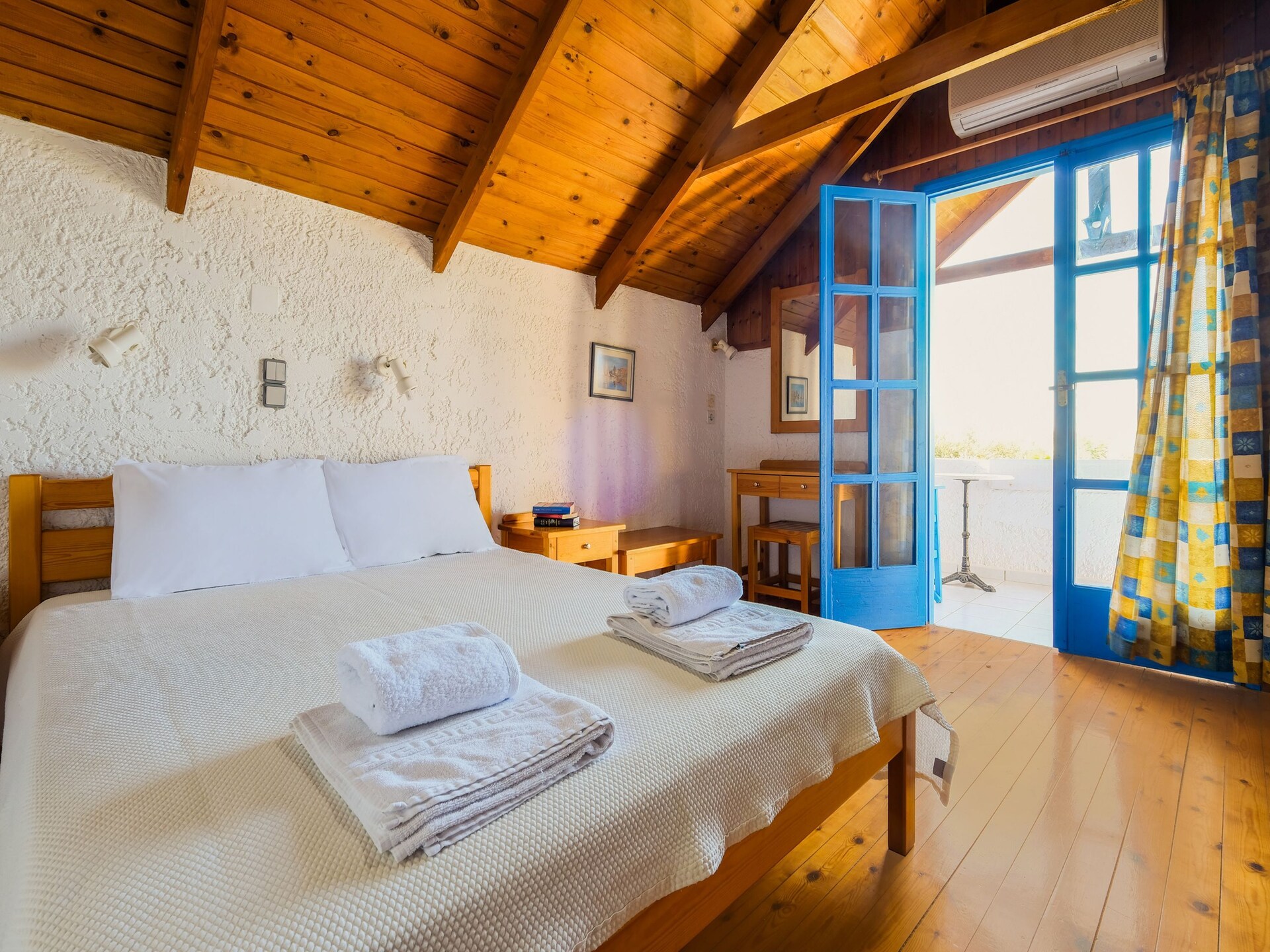 Romantisch vrijstaand huisje met zeezicht in Palaiochora, 300m van strand - foto 15