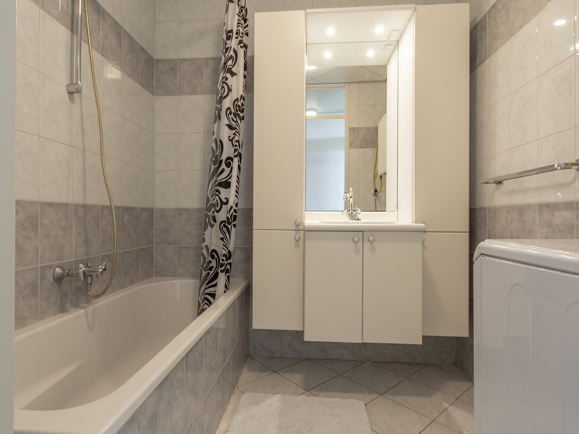 Stijlvol strandappartement met zonnige tuin op 100m van zee - foto 18
