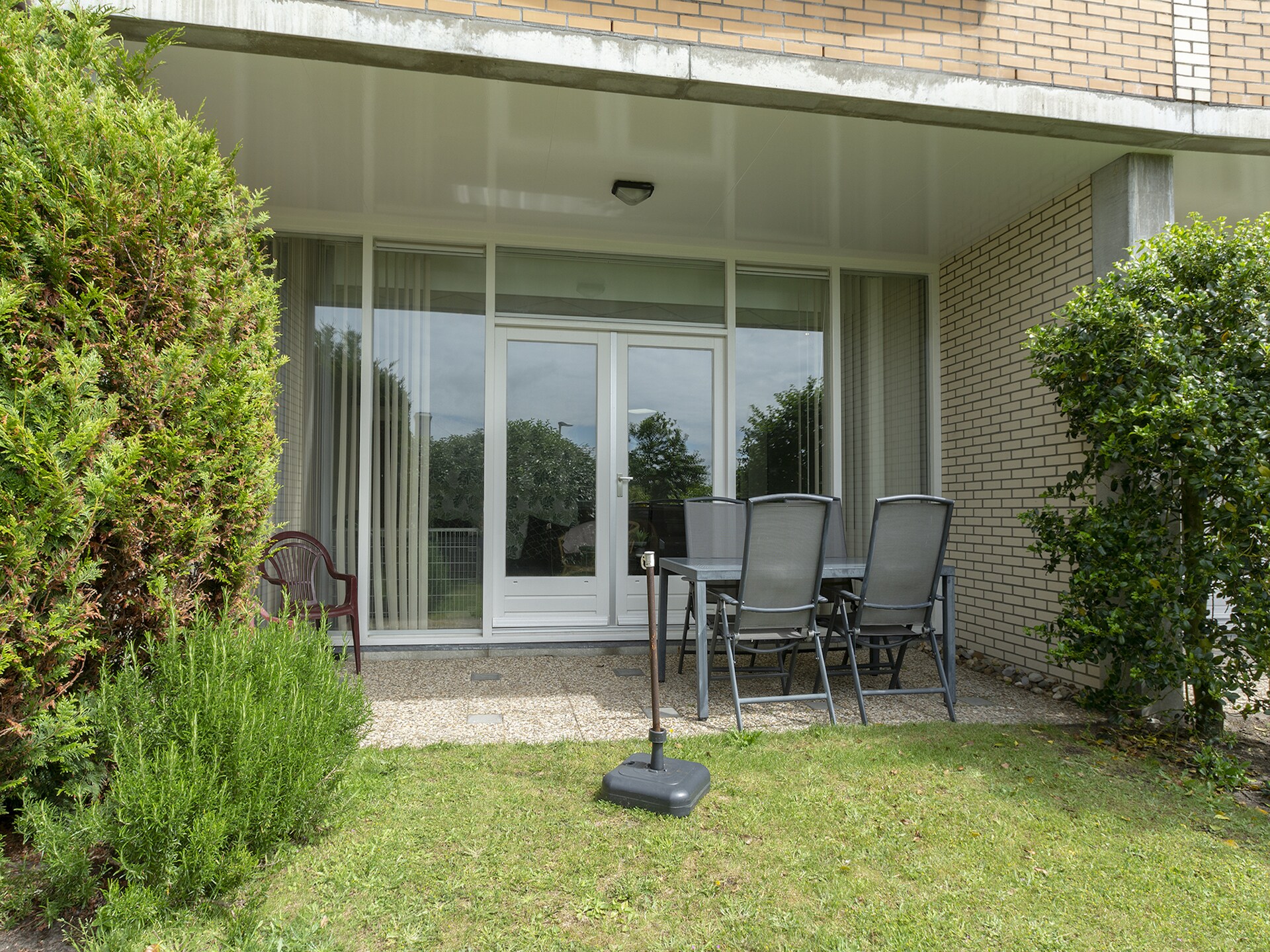 Stijlvol strandappartement met zonnige tuin op 100m van zee - foto 21