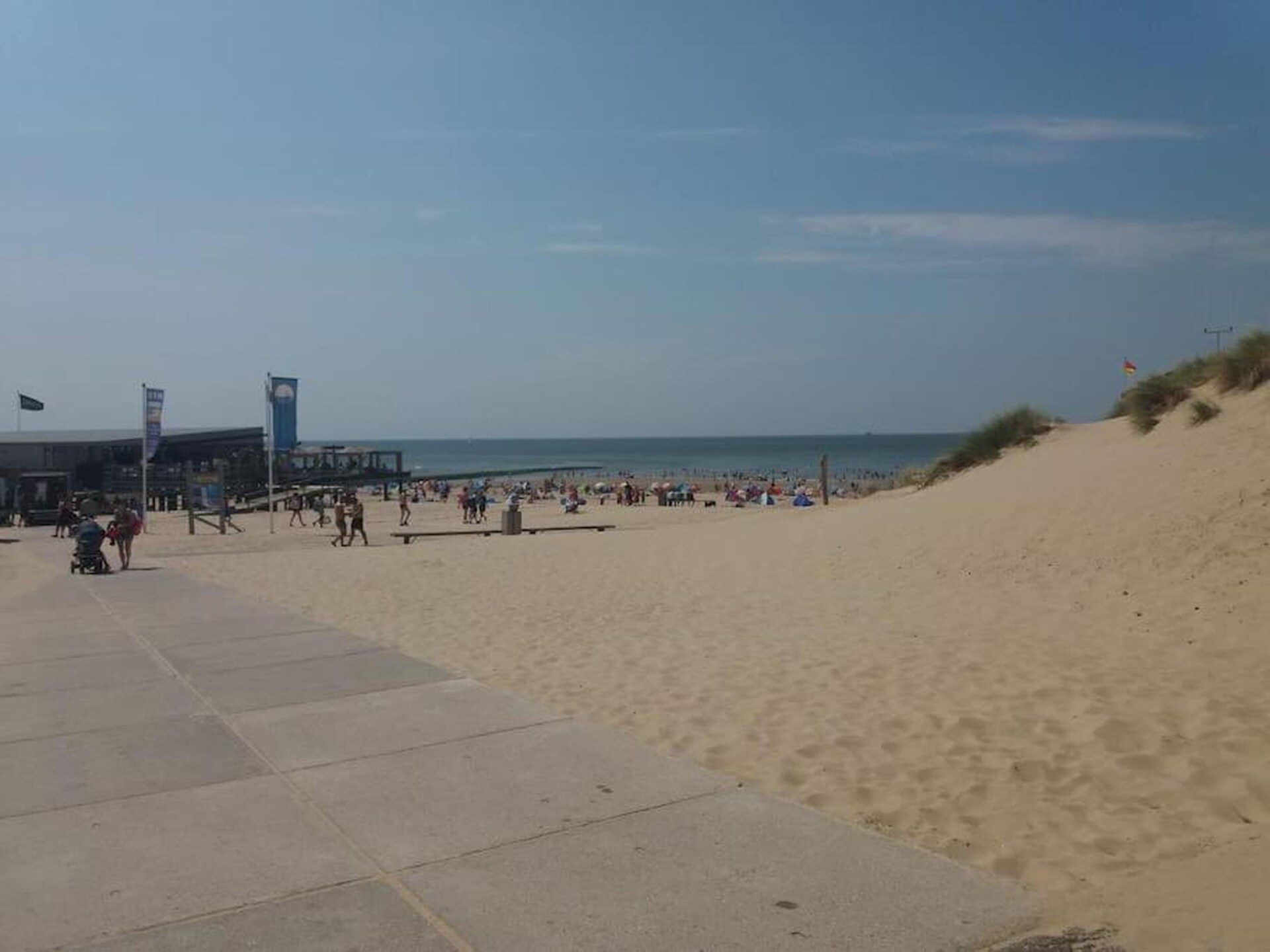 Stijlvol strandappartement met zonnige tuin op 100m van zee - foto 40