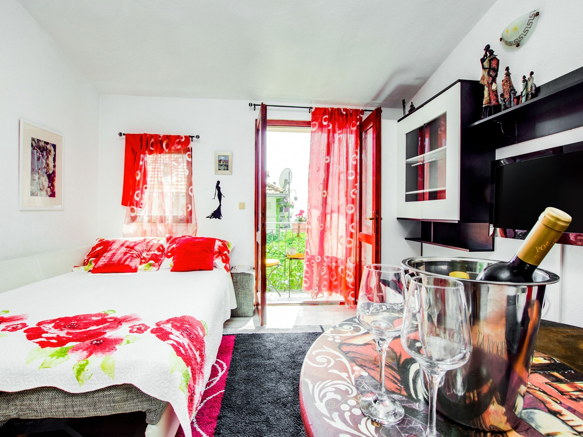 Studio Babilo A3 in Omiš: knus appartement op 40 meter van het strand - foto 12