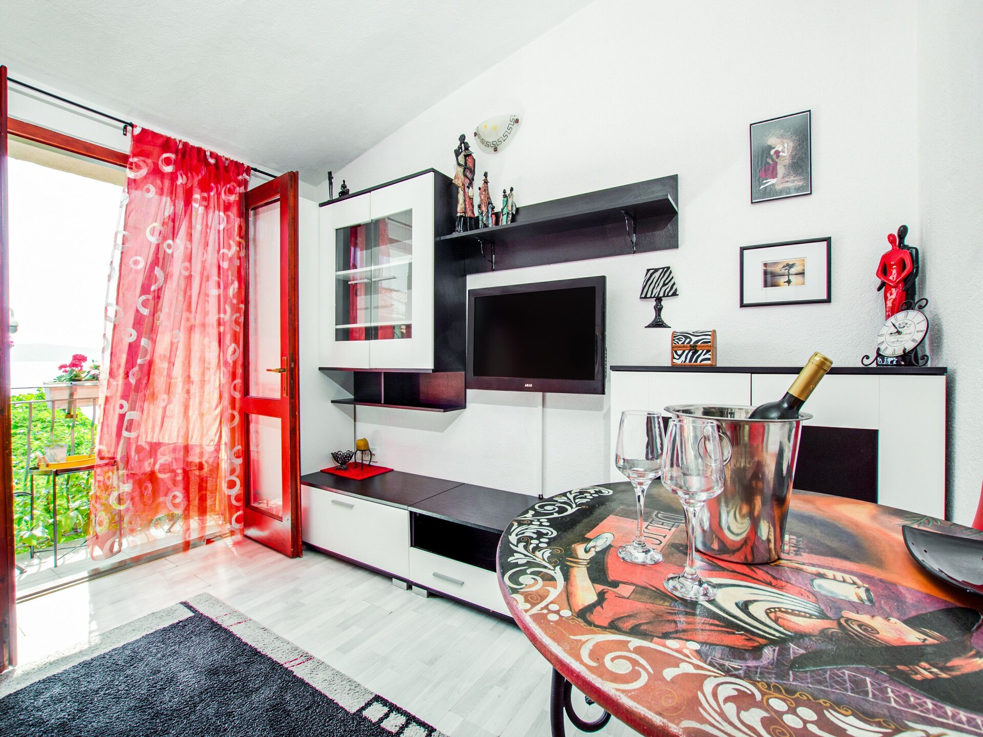 Studio Babilo A3 in Omiš: knus appartement op 40 meter van het strand - foto 9