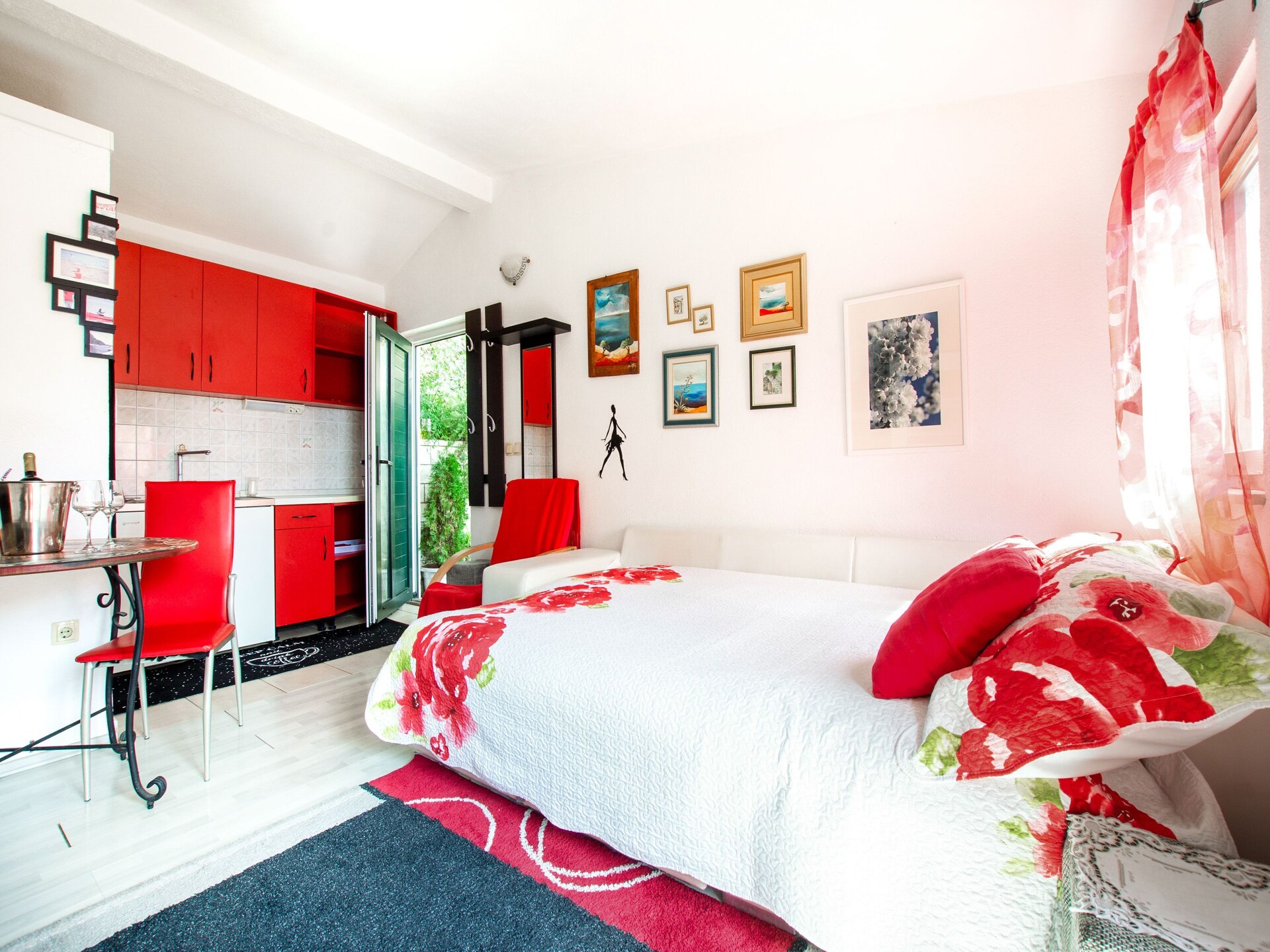 Studio Babilo A3 in Omiš: knus appartement op 40 meter van het strand - foto 8