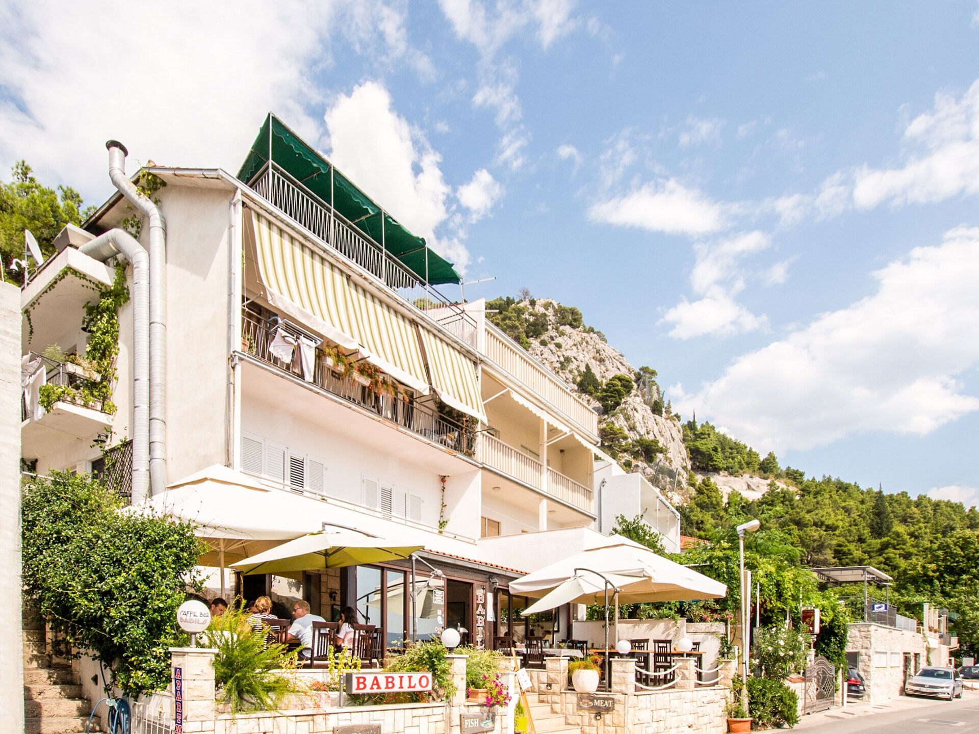Studio Babilo A3 in Omiš: knus appartement op 40 meter van het strand - foto 7