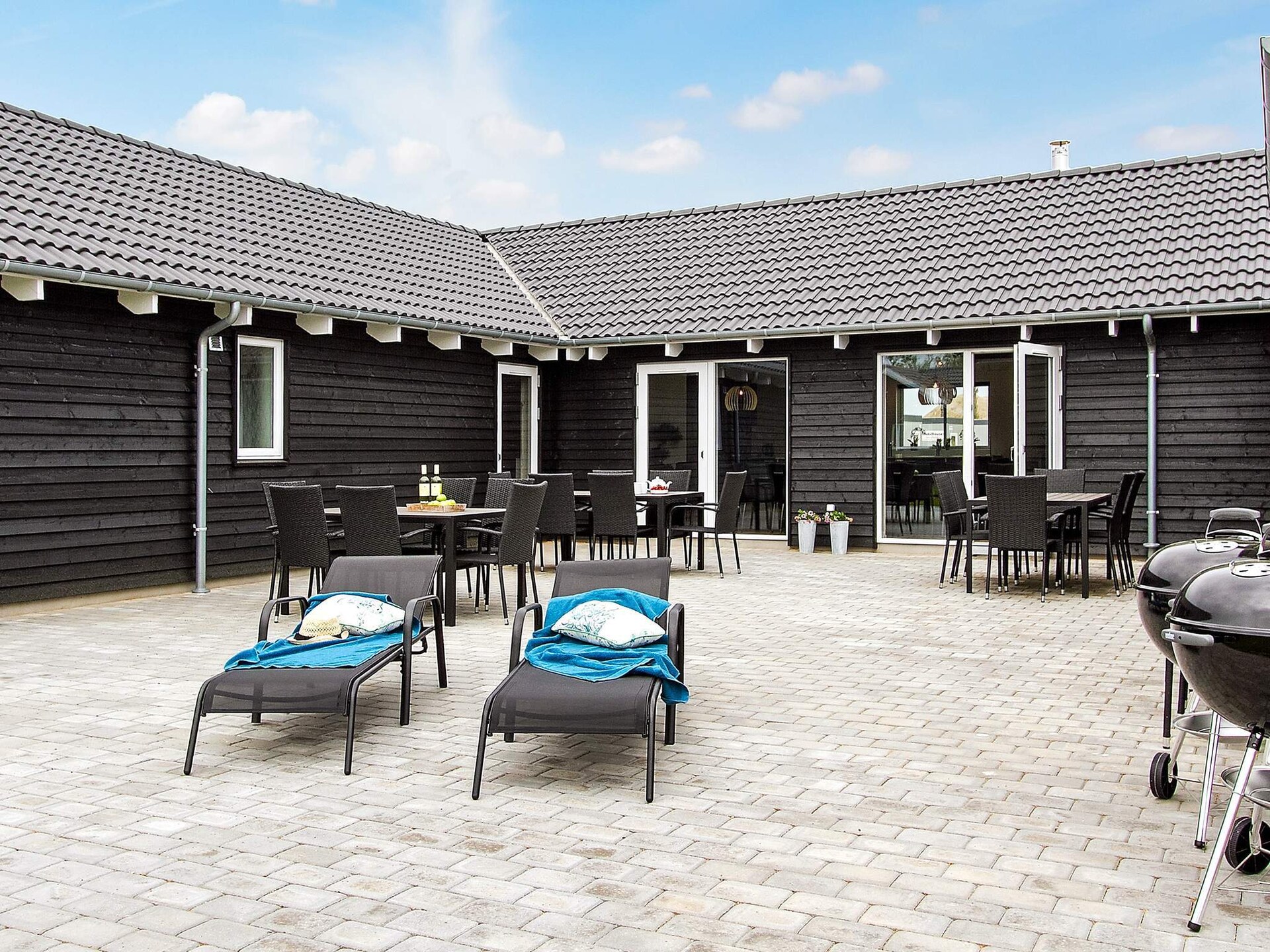 Groots vakantiehuis met zwembad en sauna op 900m van het strand in Kappeln - foto 2