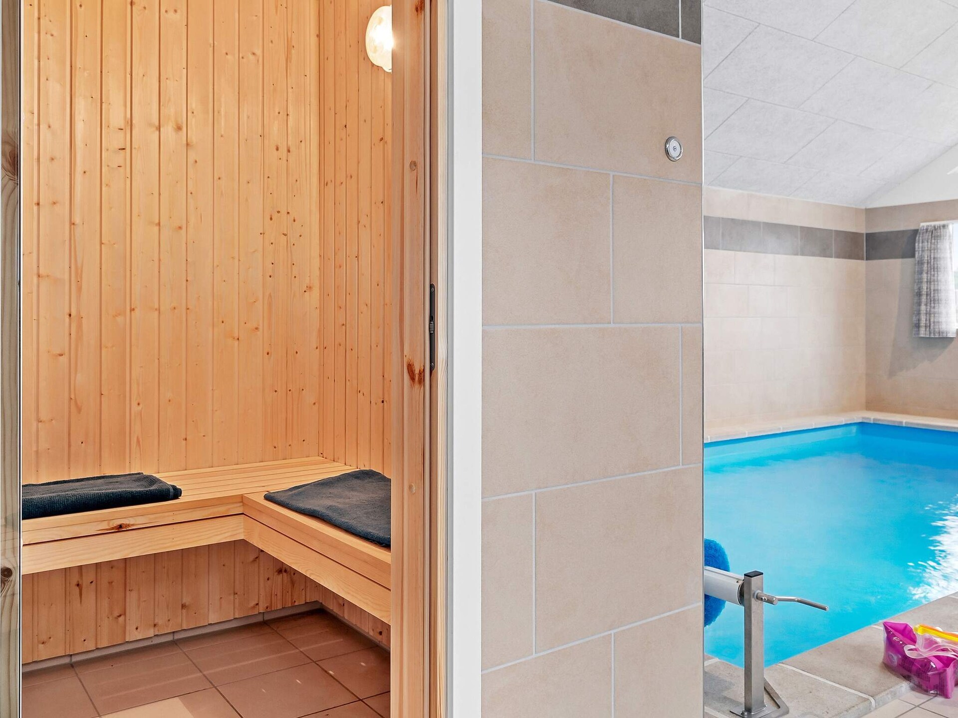 Groots vakantiehuis met zwembad en sauna op 900m van het strand in Kappeln - foto 24