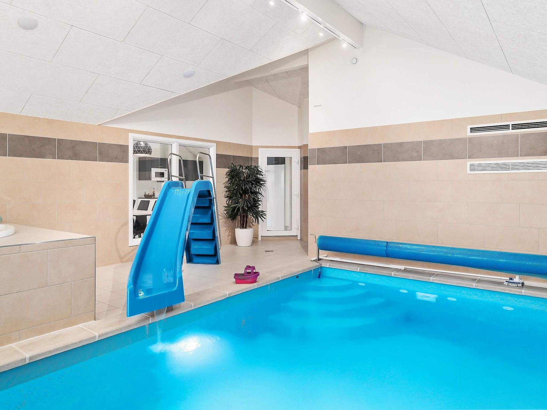 18-persoons vakantiehuis in Kappeln op 950 m van zee · 7 slk - foto 3