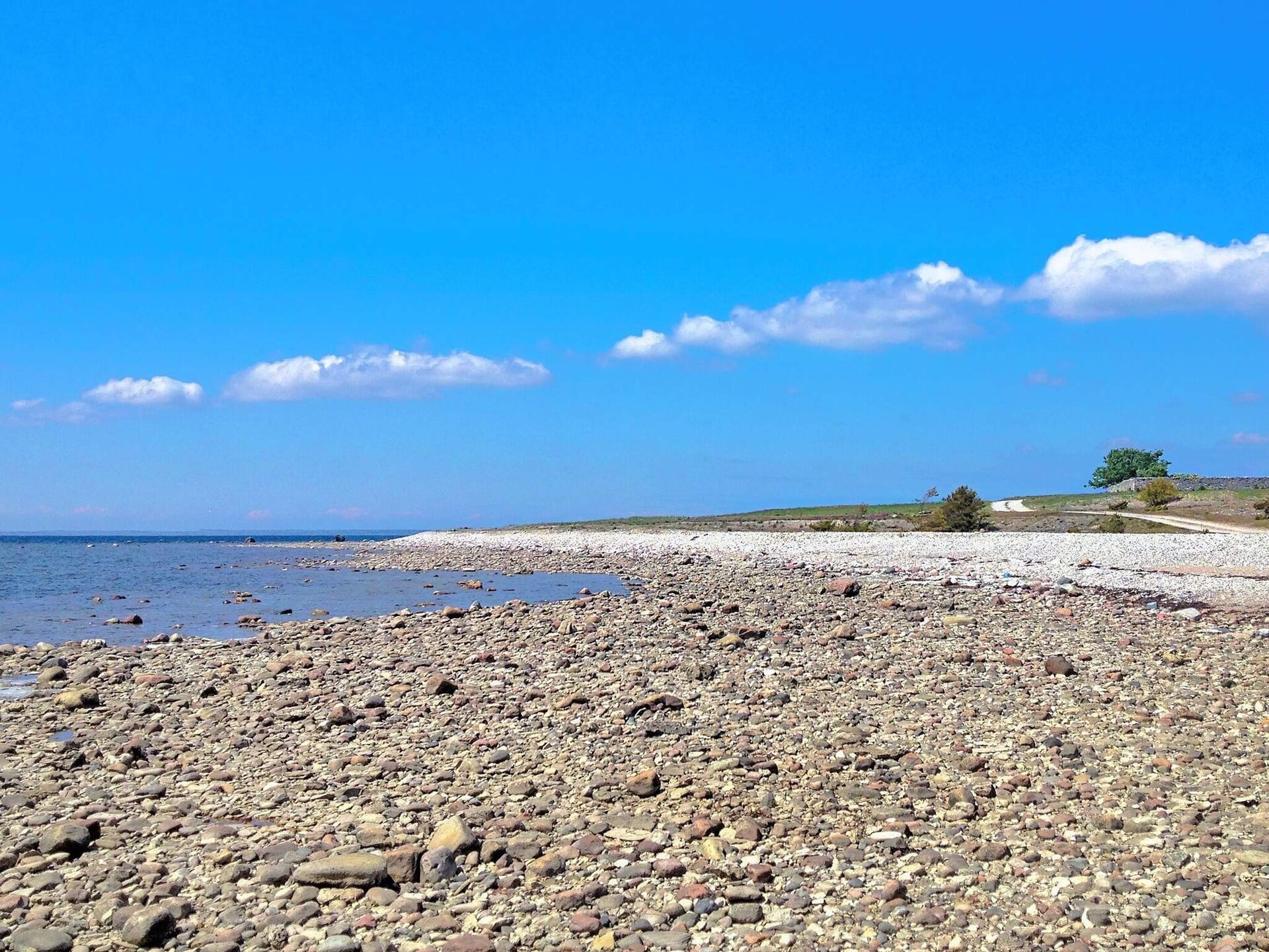 Sfeervolle stuga aan de golfbaan bij Hemse, Gotland – 4 personen - foto 33