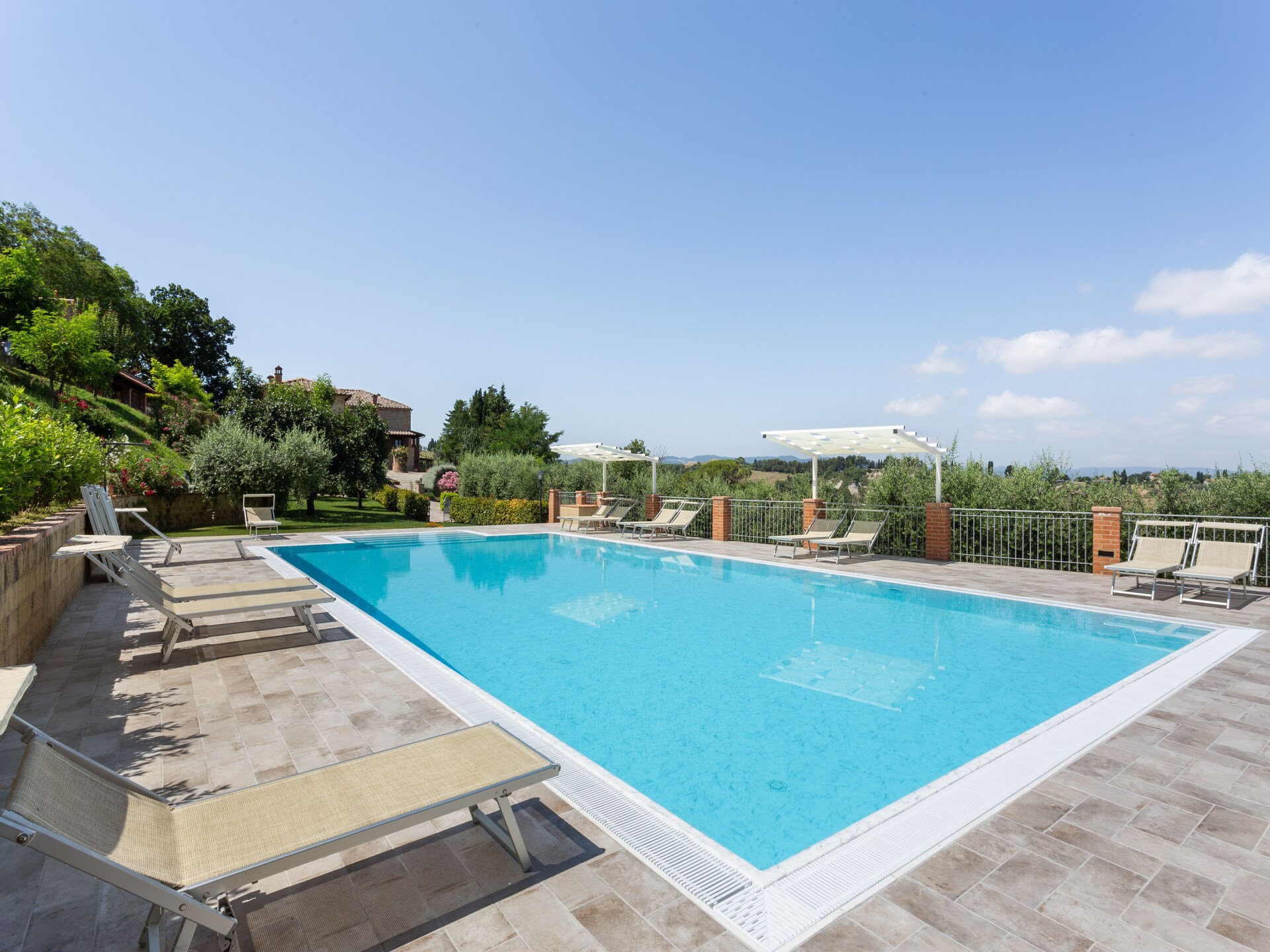 Knus vrijstaand vakantiehuis bij Volterra met gemeenschappelijk zwembad - foto 26