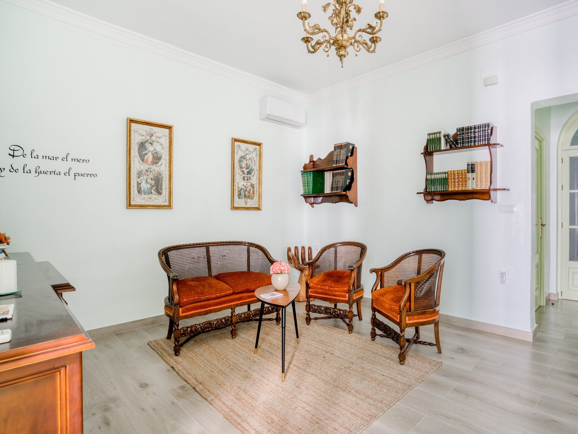 Ruim vakantiehuis voor 6 in La Campana met patio en uitzicht - foto 1
