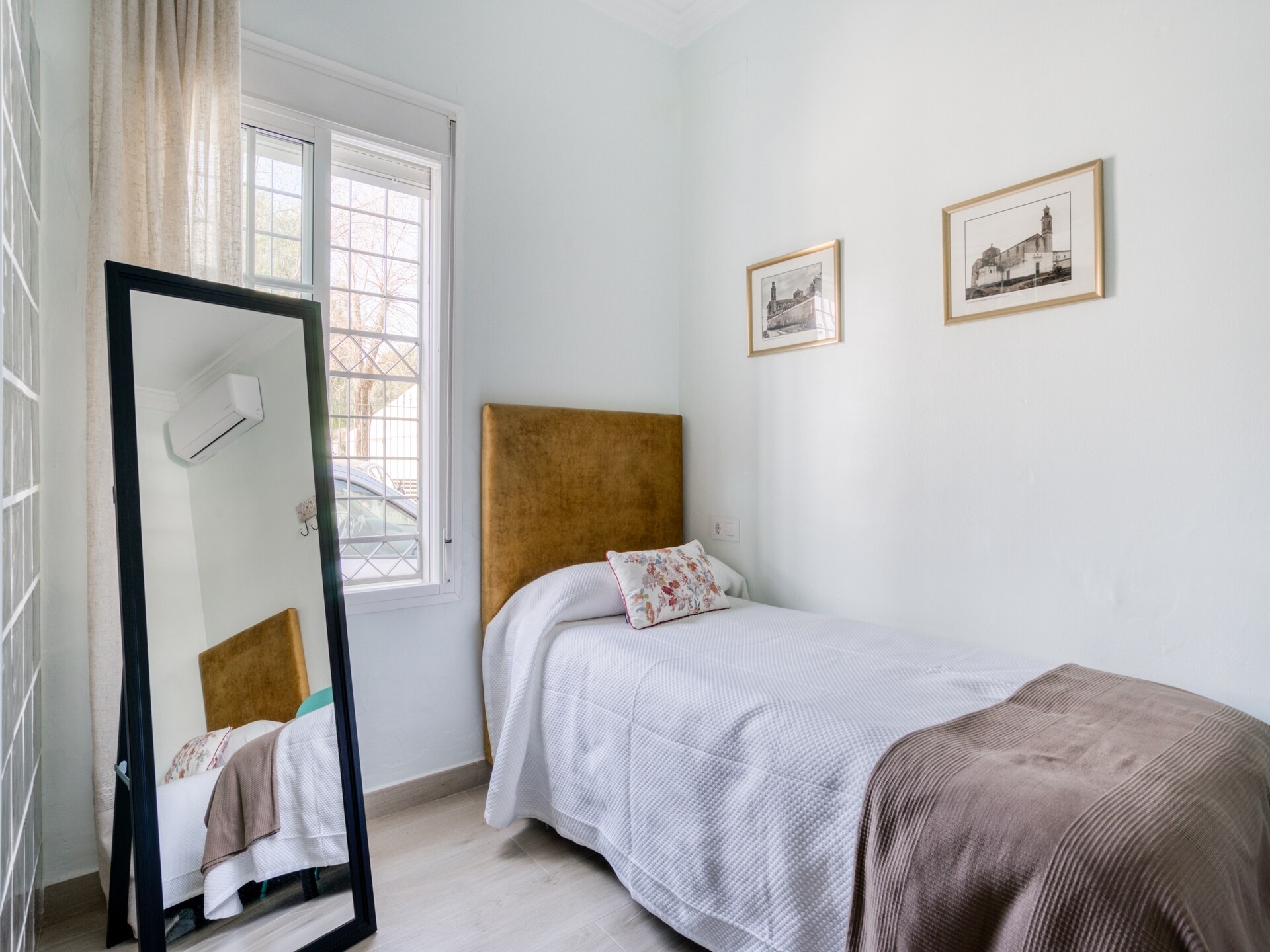 Ruim vakantiehuis voor 6 in La Campana met patio en uitzicht - foto 17