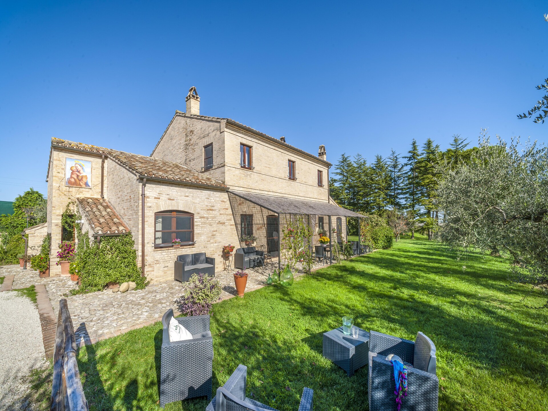 Ruim vakantiehuis Casannona in Fermo voor 10 personen - foto 3