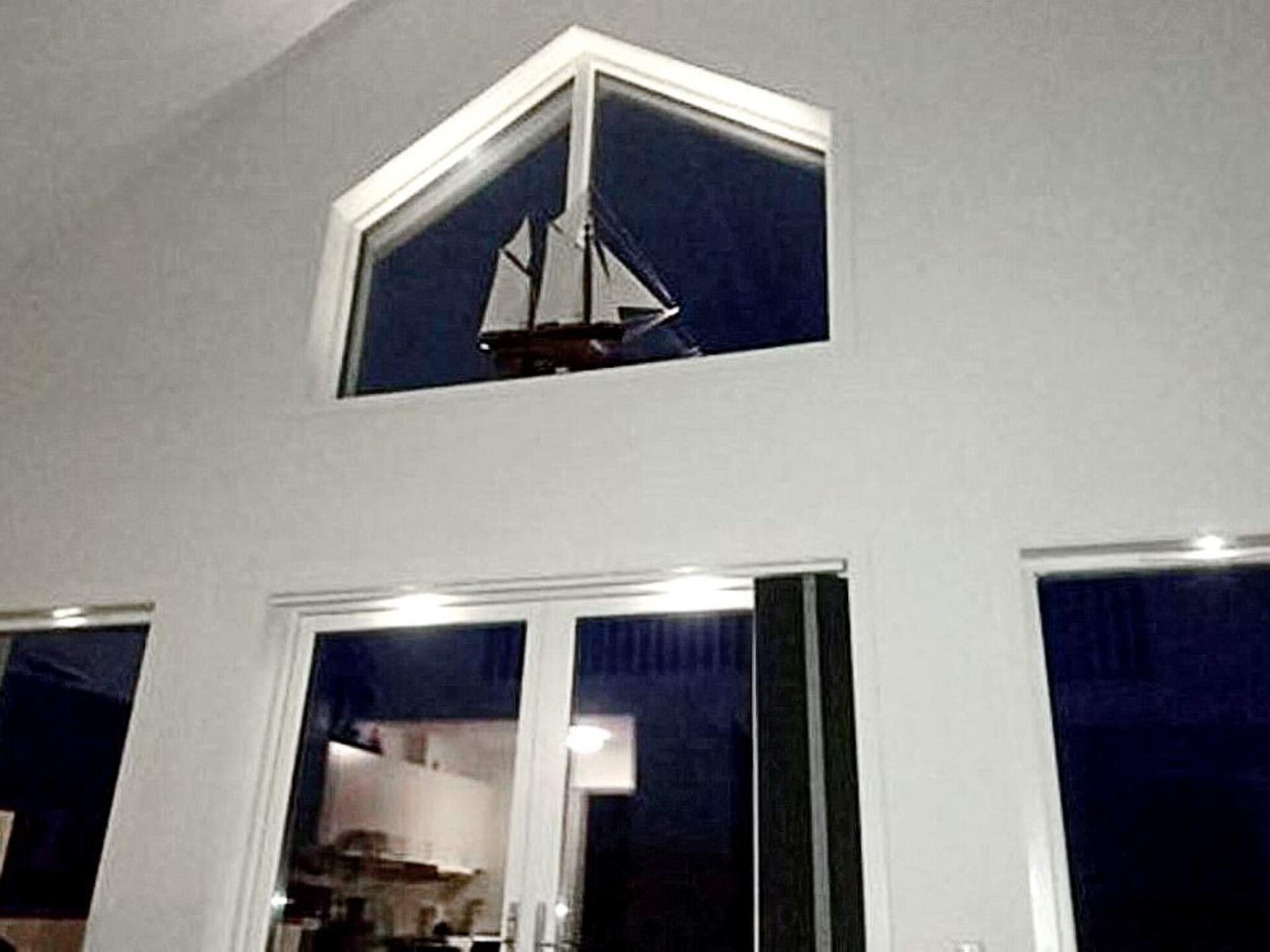 Zonnige vakantiewoning met zeezicht en terras nabij Strömstad - foto 14