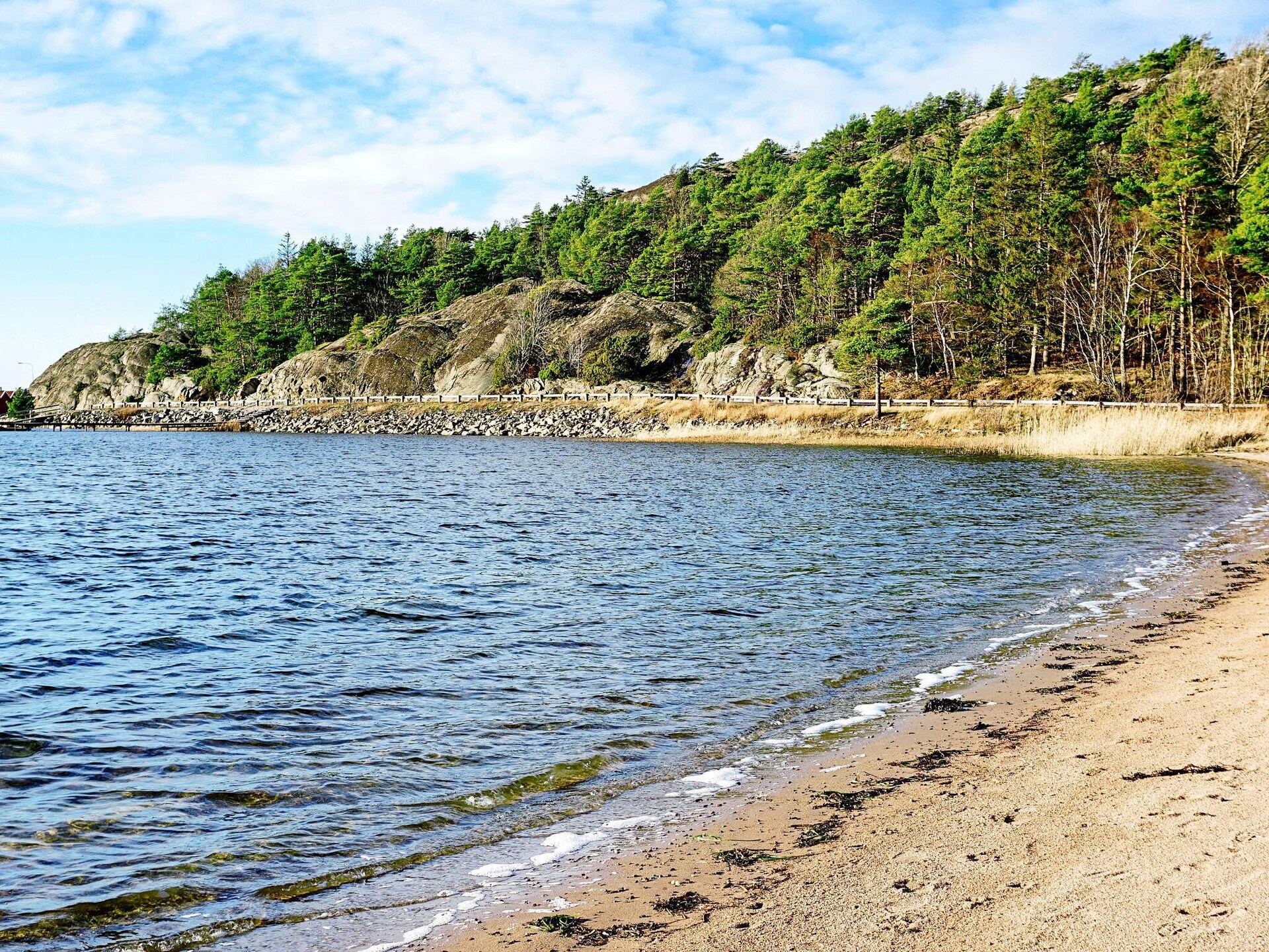 Zonnige vakantiewoning met zeezicht en terras nabij Strömstad - foto 37