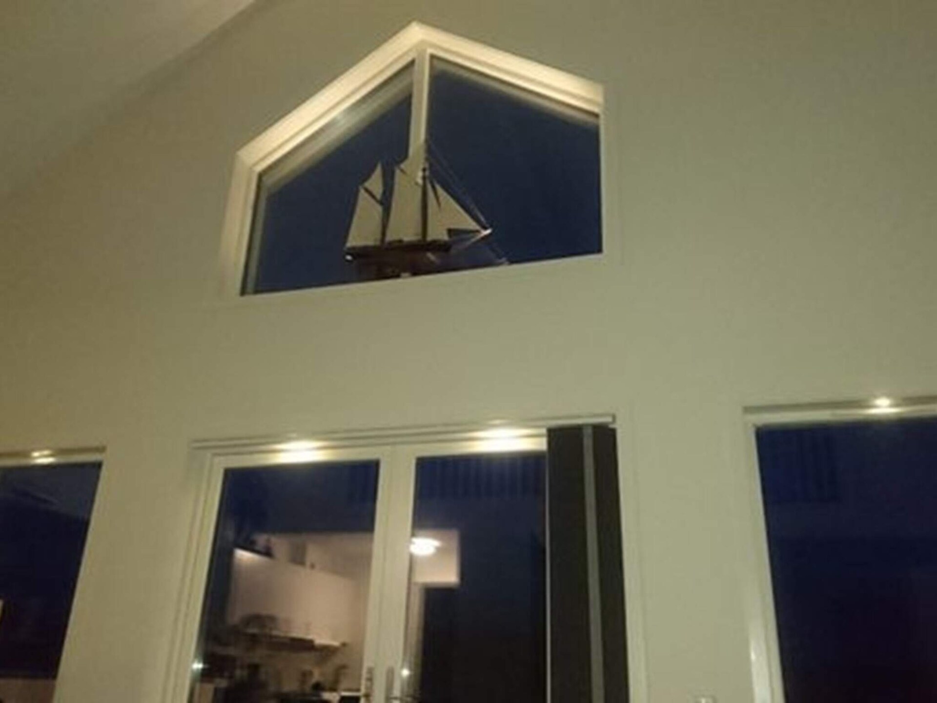 Zonnige vakantiewoning met zeezicht en terras nabij Strömstad - foto 22