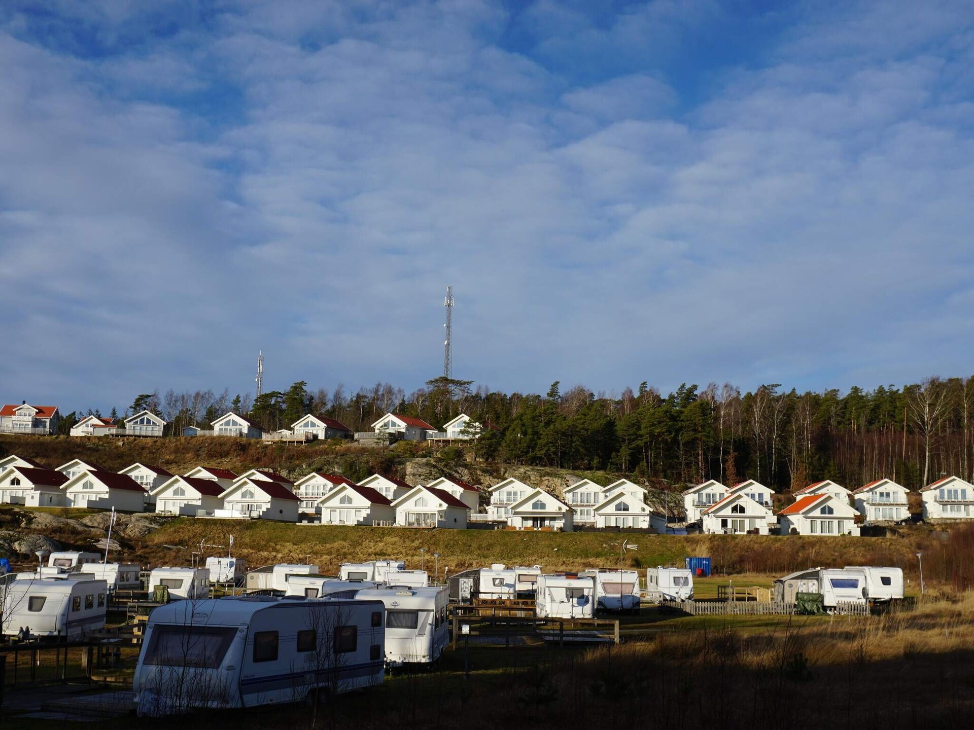 Zonnige vakantiewoning met zeezicht en terras nabij Strömstad - foto 35